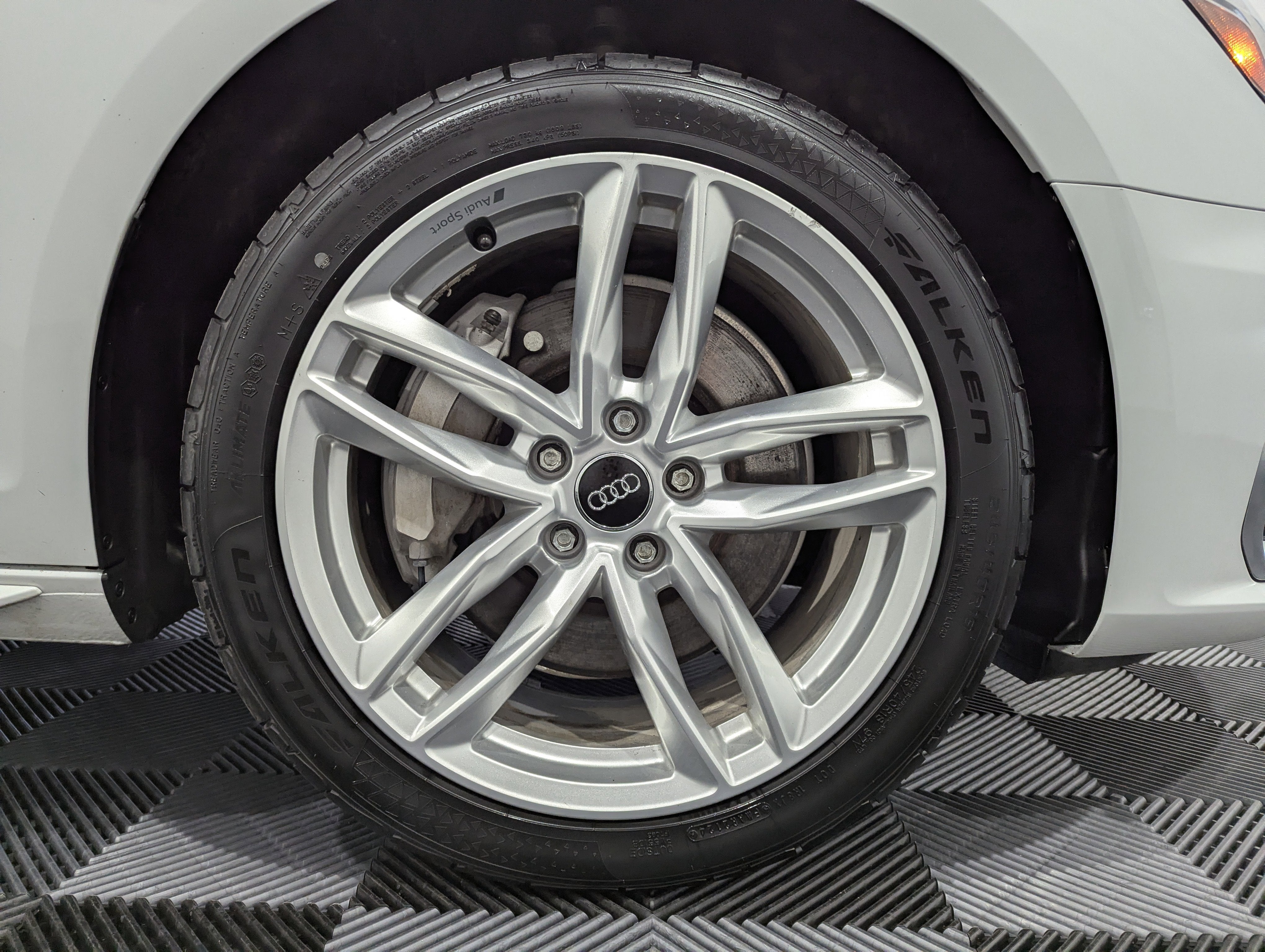 2020 Audi A4 Premium 45 TFSI quattro S tronic