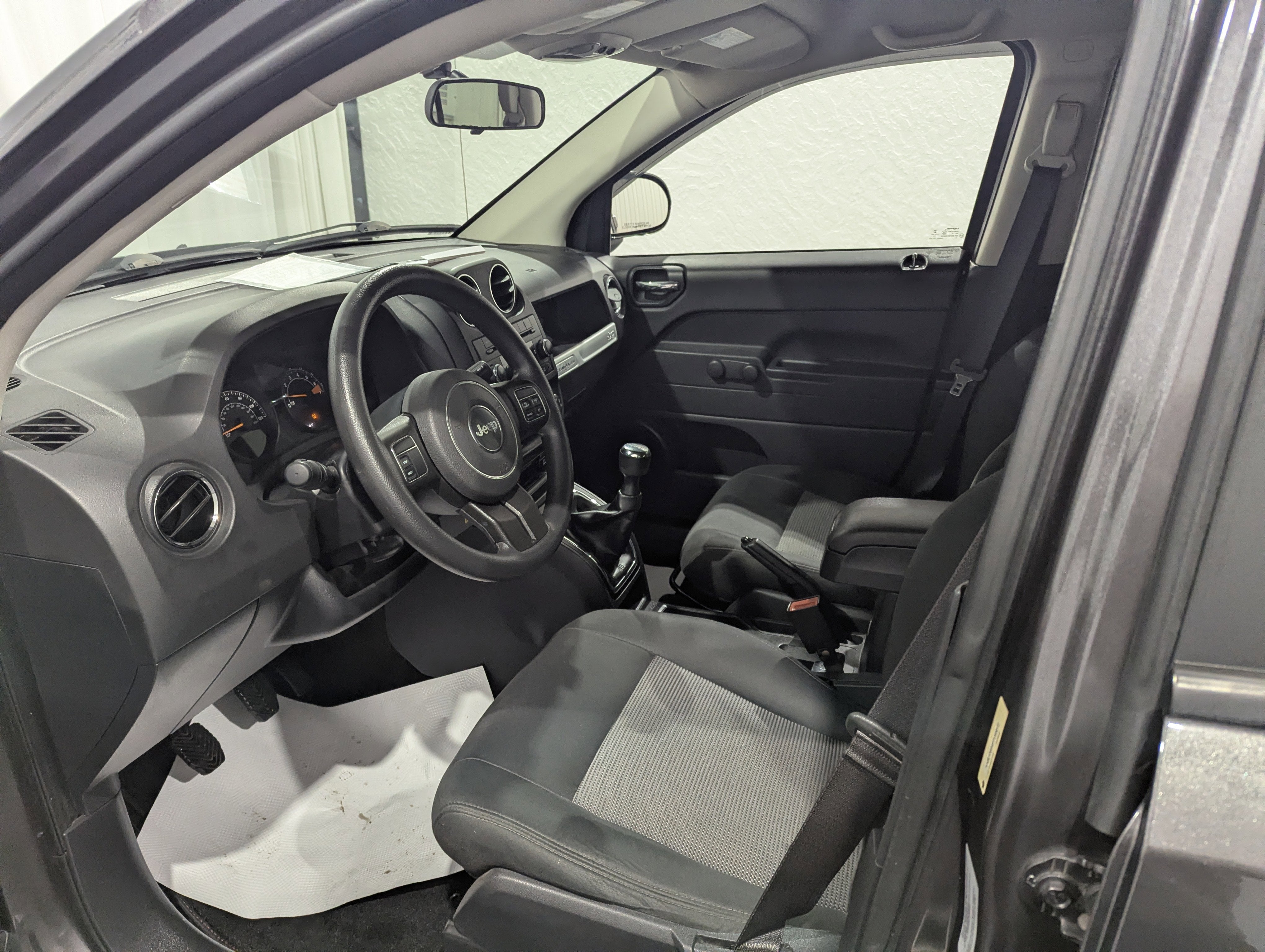 2015 Jeep Compass Sport