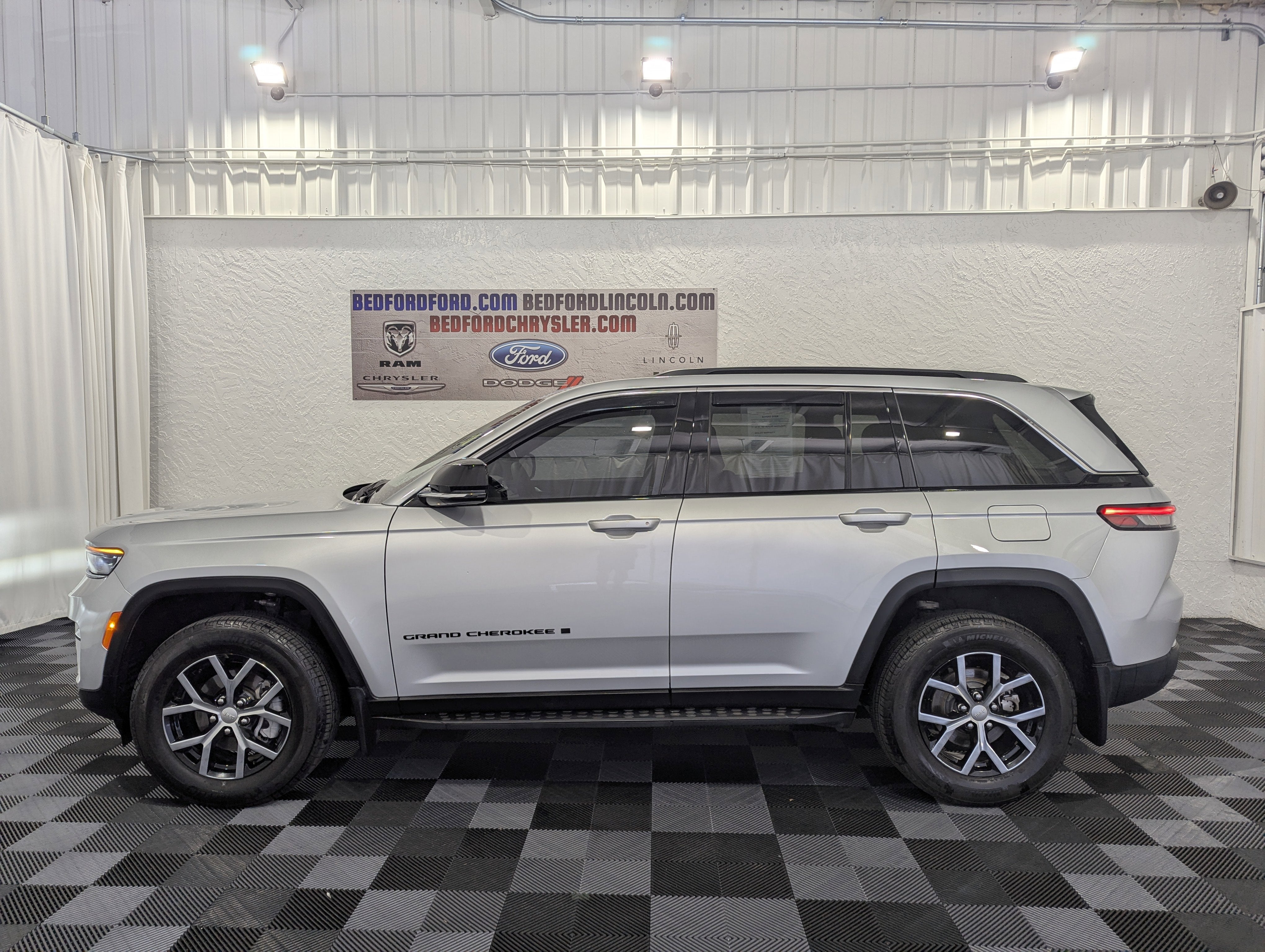 2025 Jeep Grand Cherokee Limited 4x4