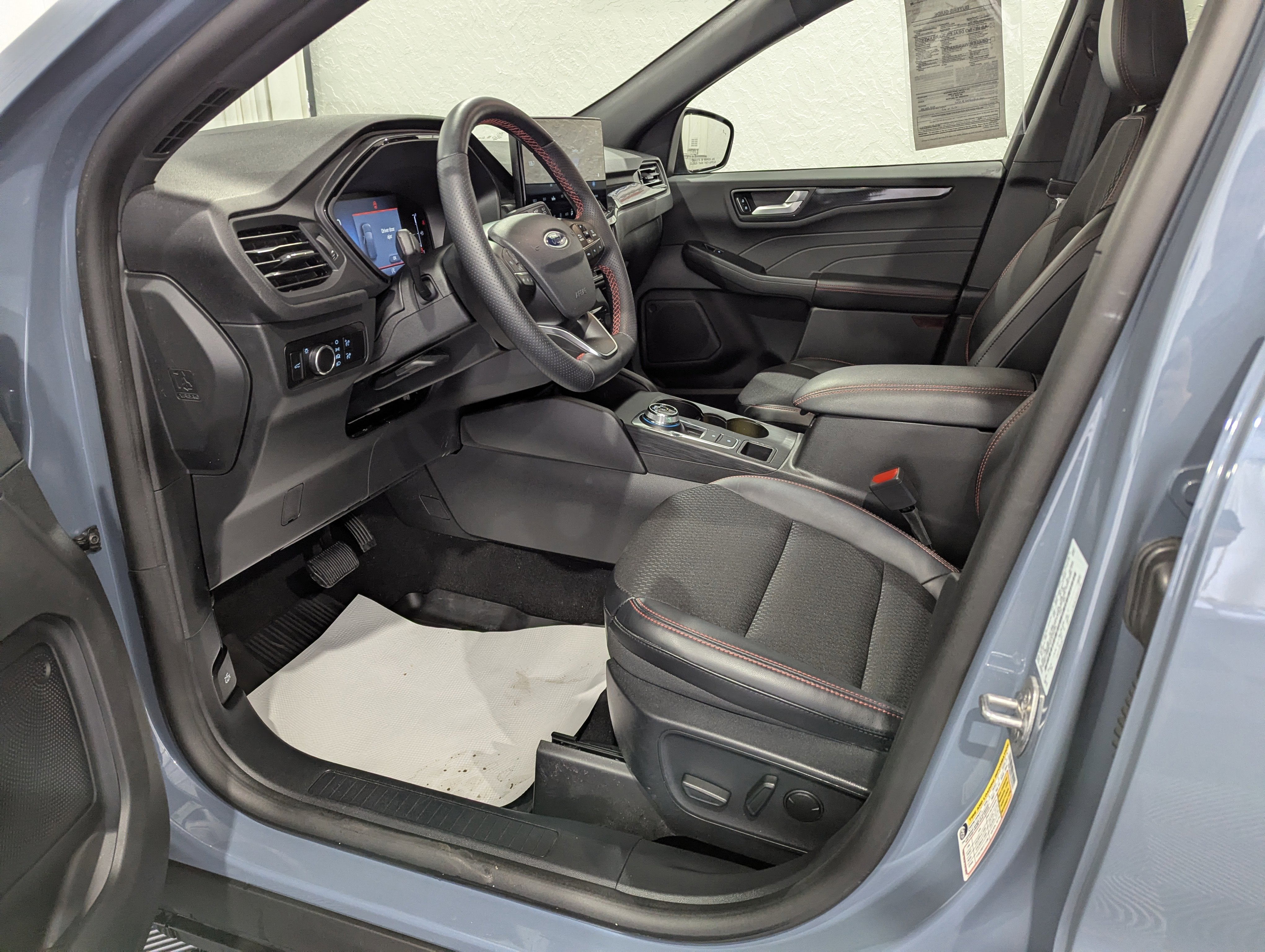 2025 Ford Escape ST-Line AWD