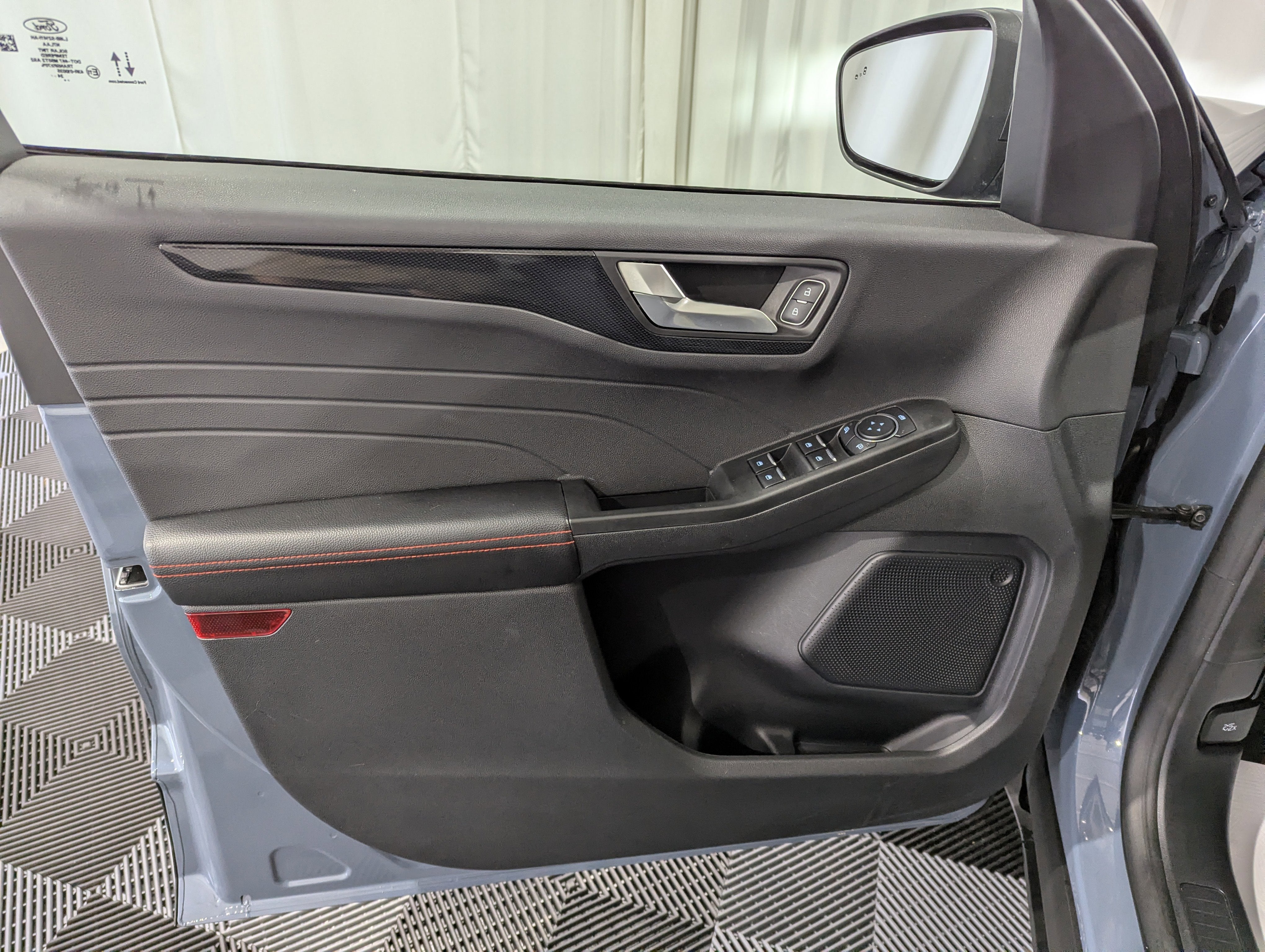 2025 Ford Escape ST-Line AWD