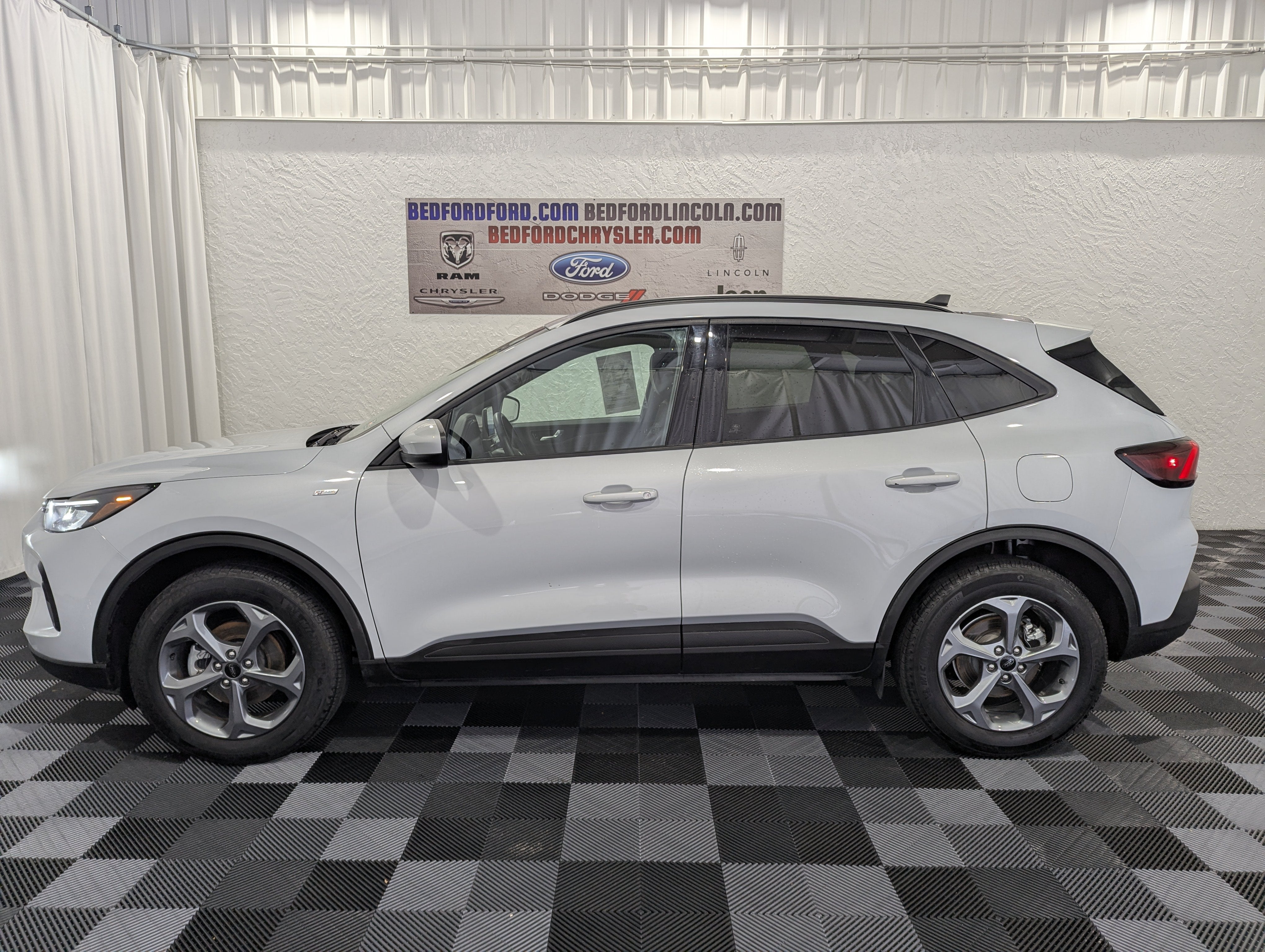 2025 Ford Escape ST-Line Select AWD
