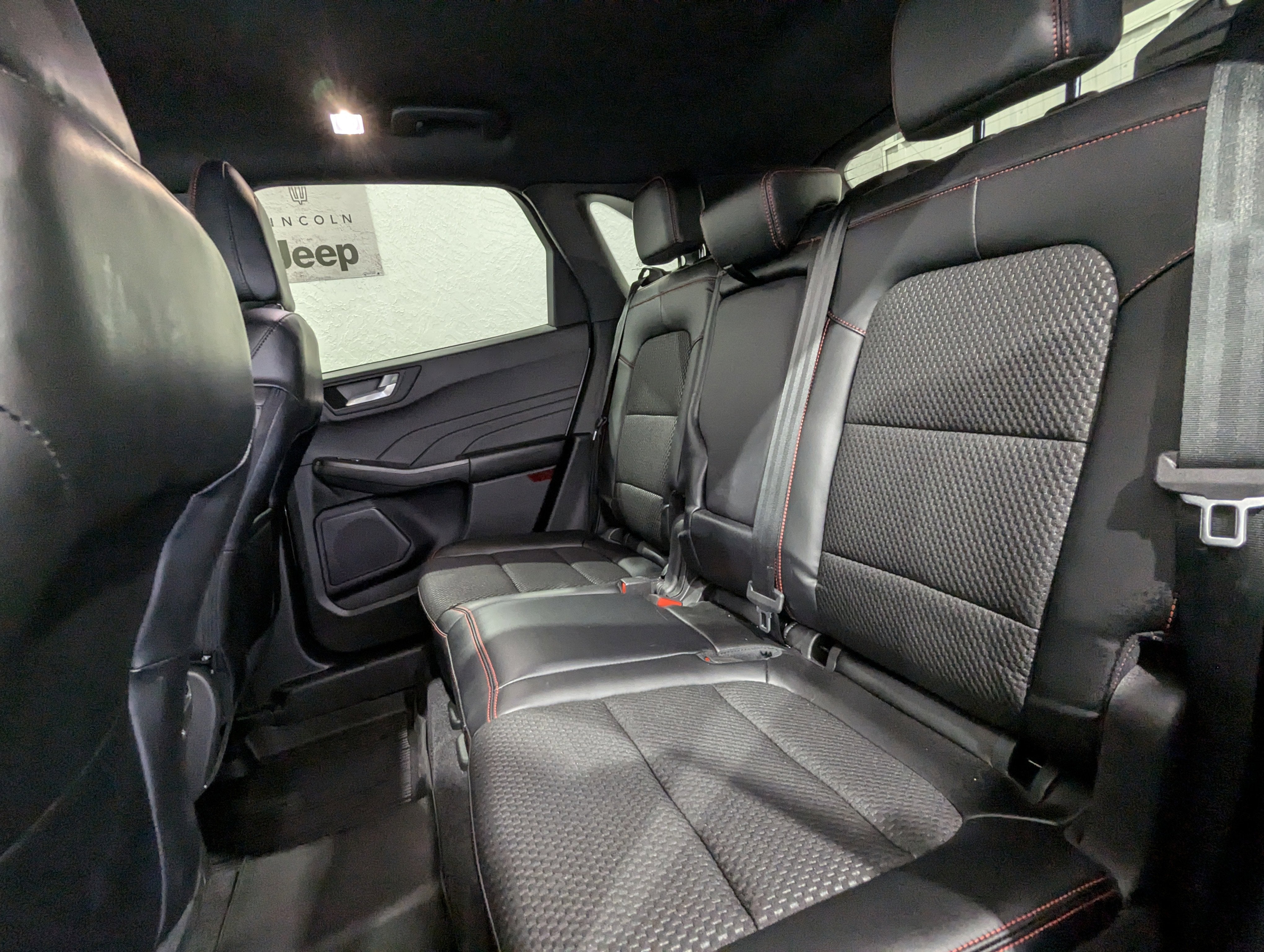 2023 Ford Escape ST-Line Select AWD