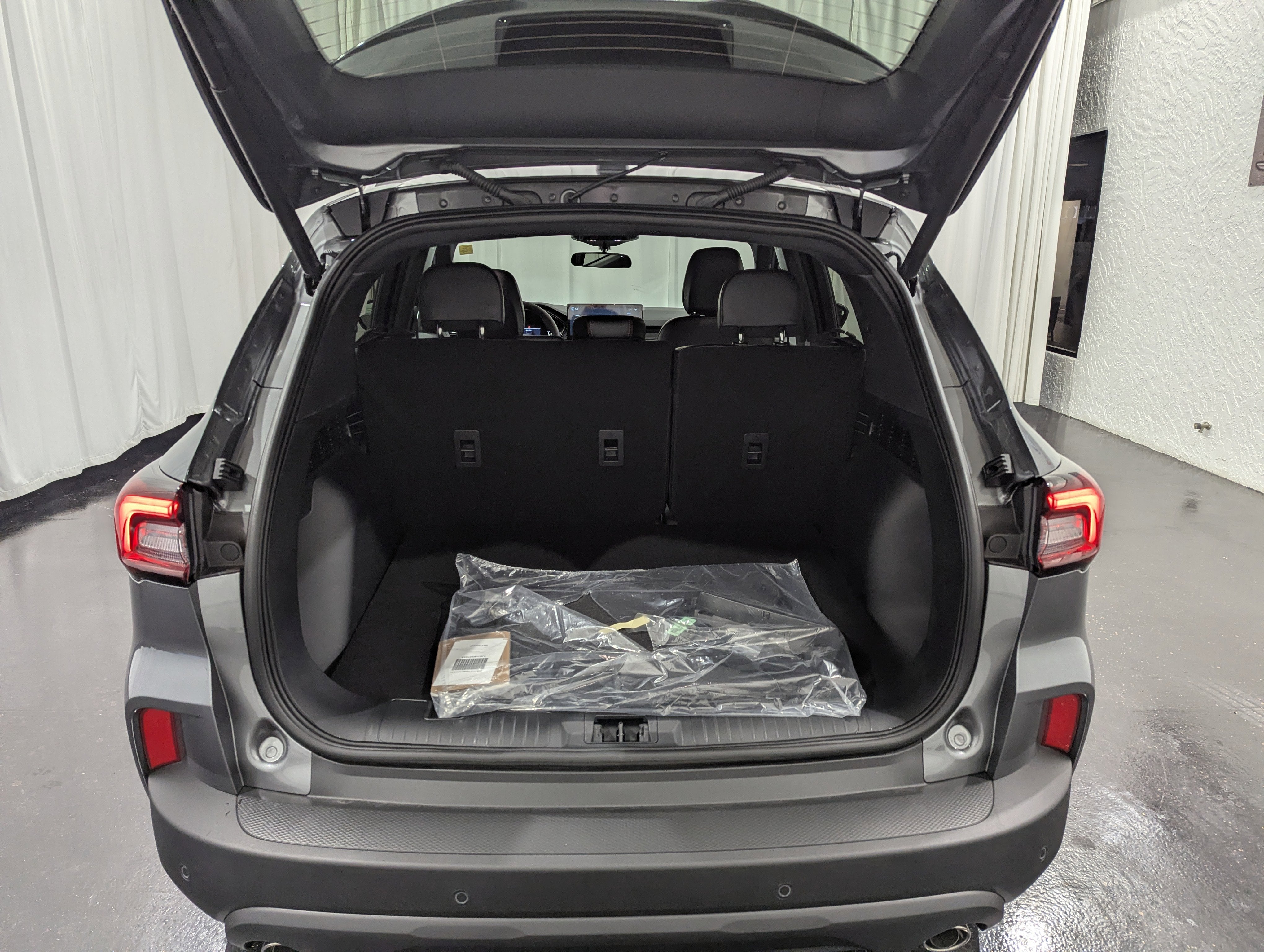 2026 Ford Escape ST-Line Select AWD