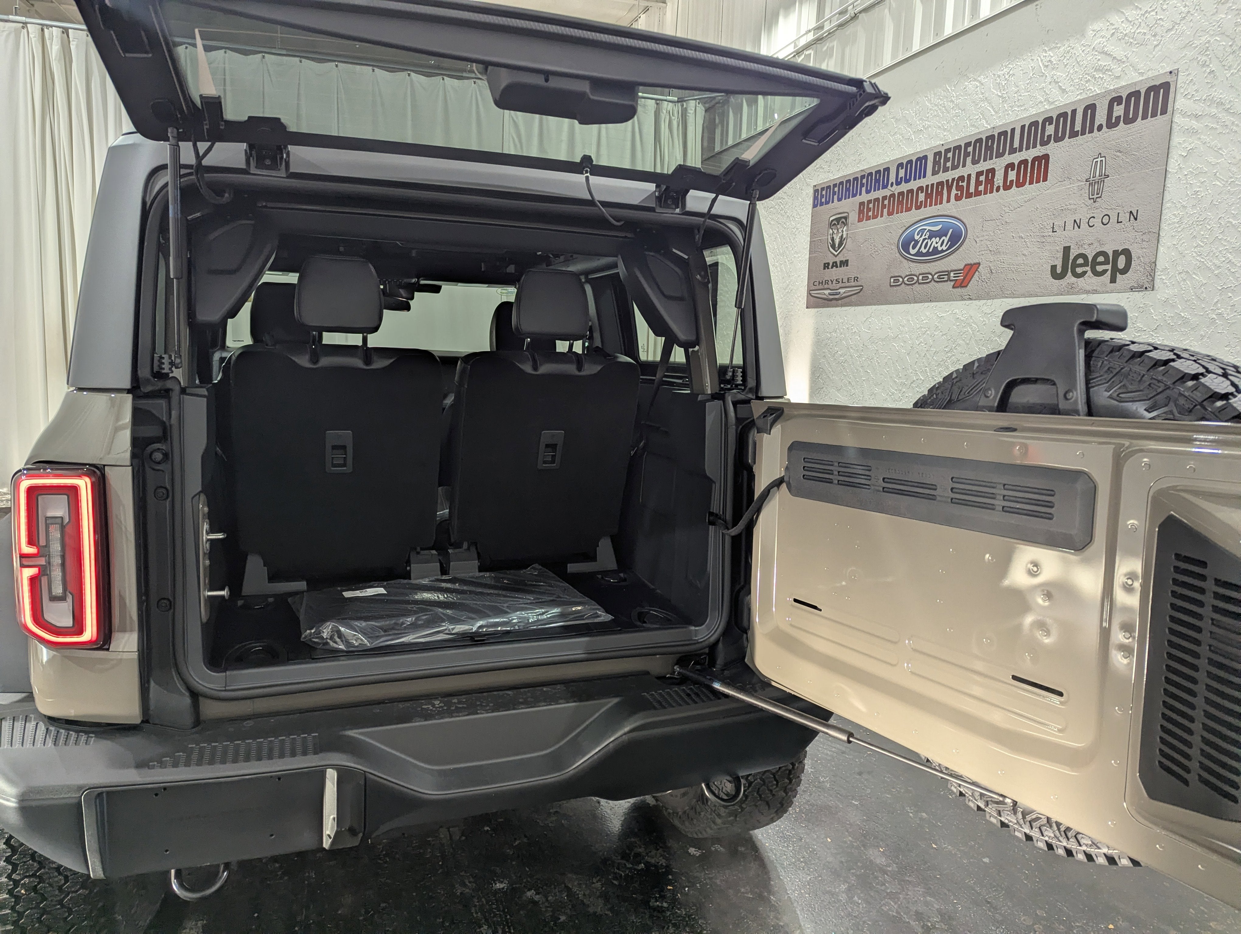 2025 Ford Bronco Badlands 4x4 Manual