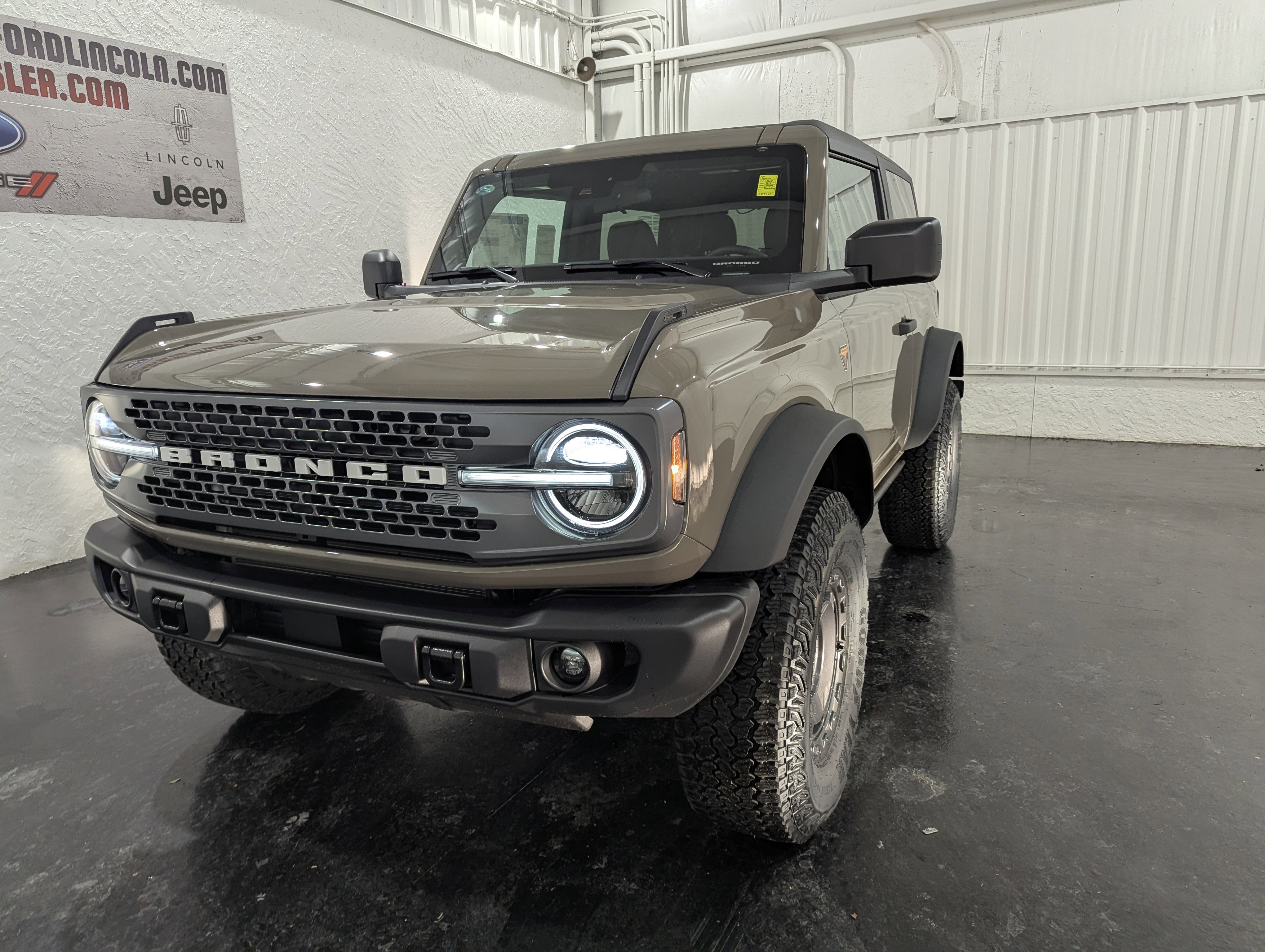 2025 Ford Bronco Badlands 4x4 Manual