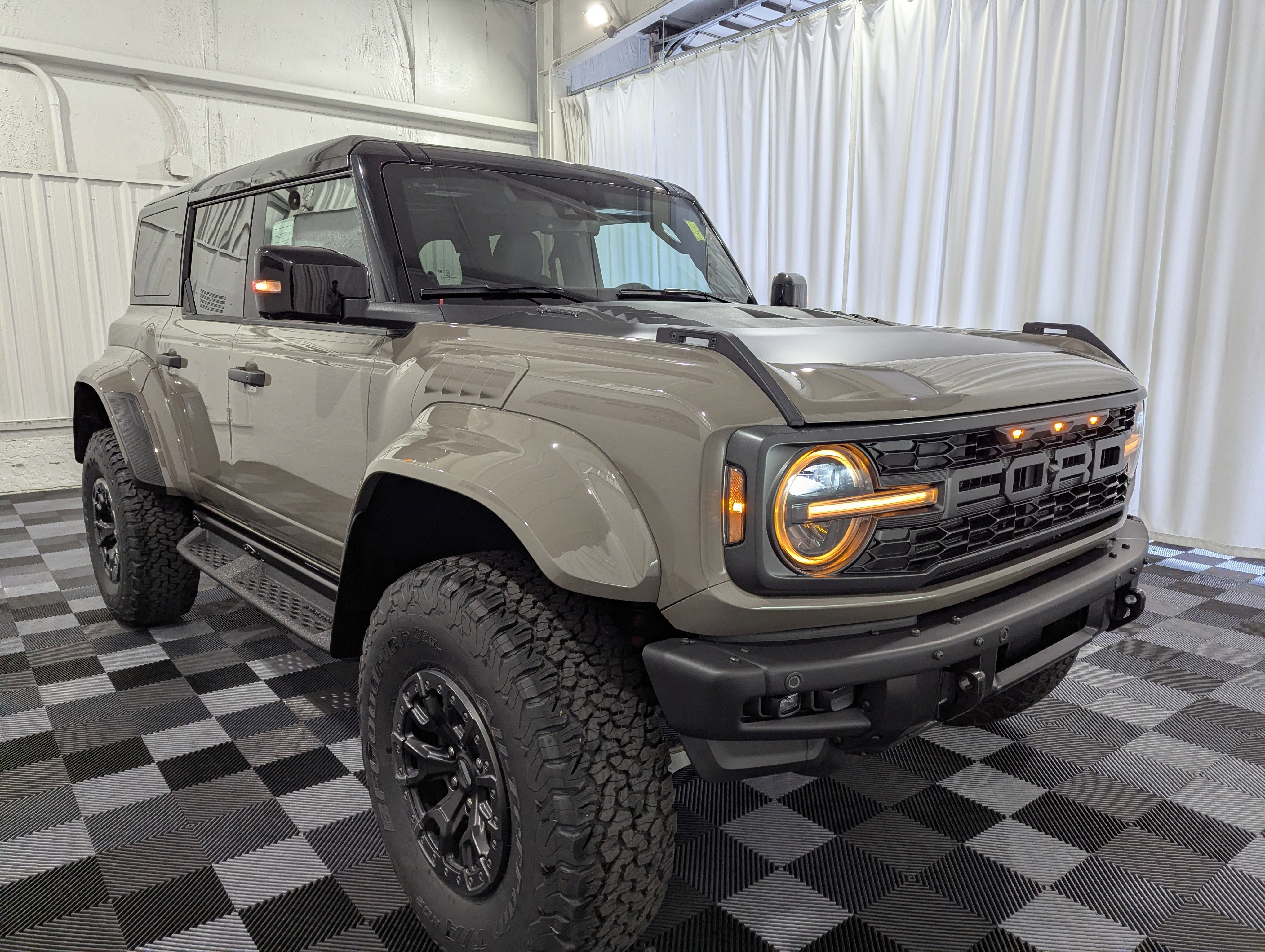 2026 Ford Bronco Raptor 4x4