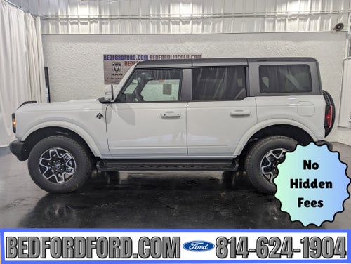 2025 Ford Bronco Outer Banks 4x4