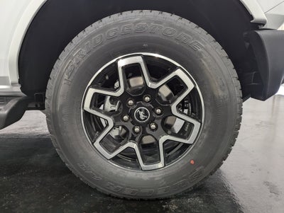 2025 Ford Bronco Outer Banks 4x4