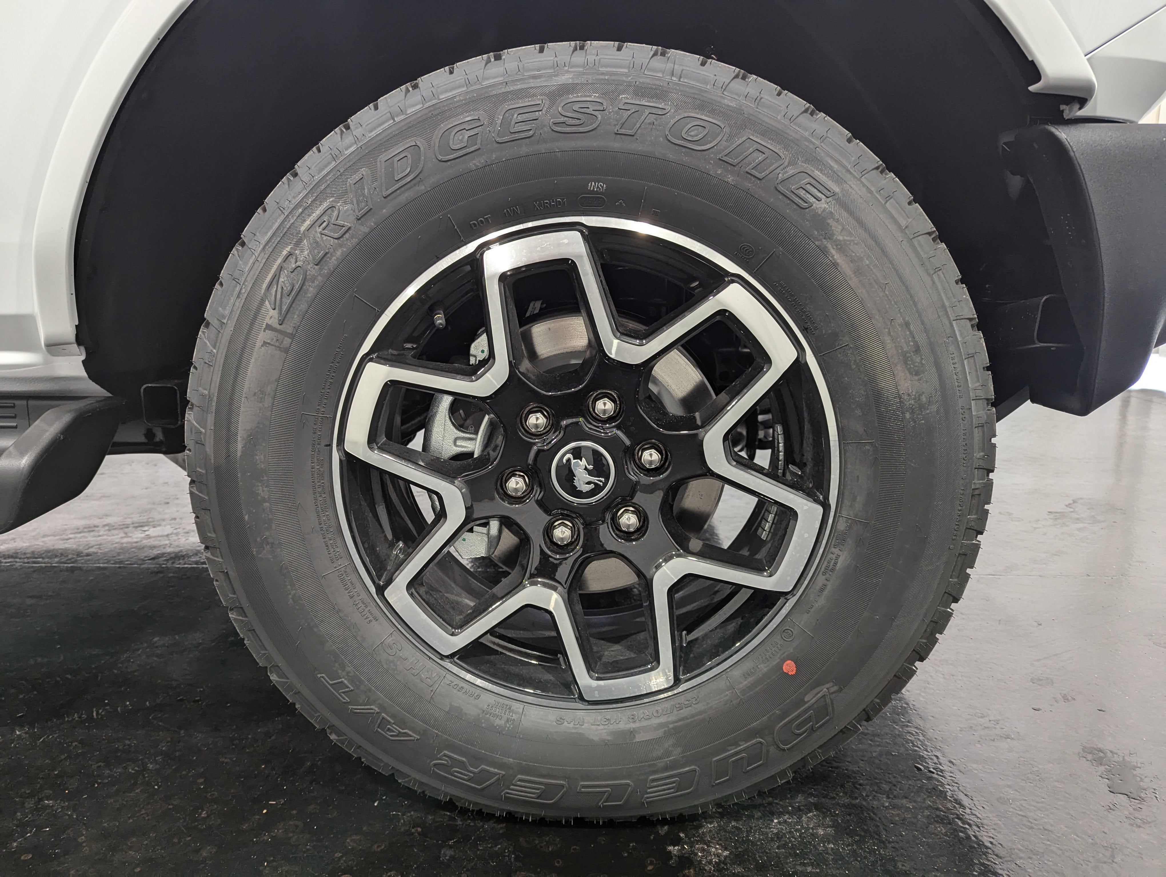 2025 Ford Bronco Outer Banks 4x4