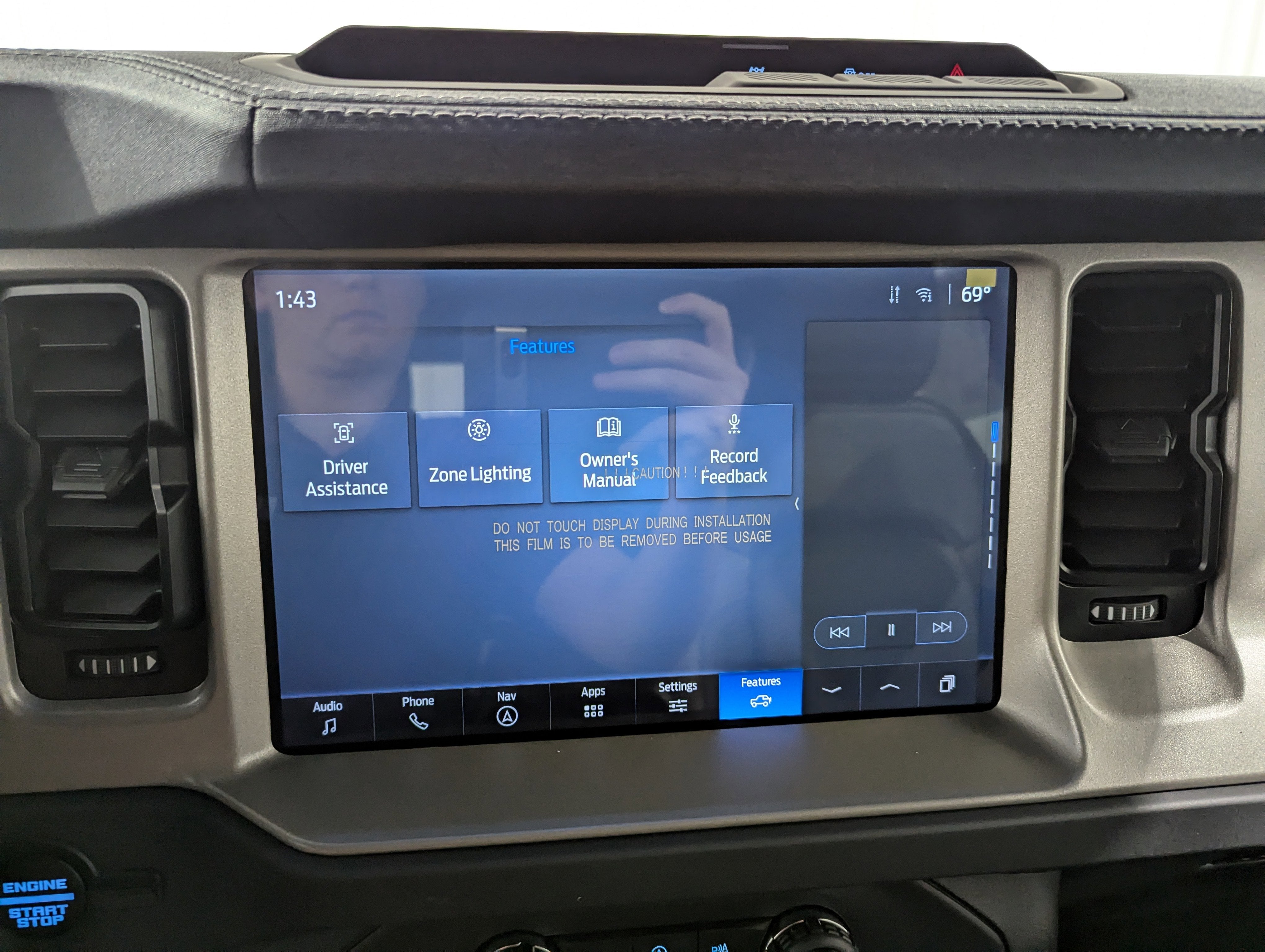 2025 Ford Bronco Outer Banks 4x4