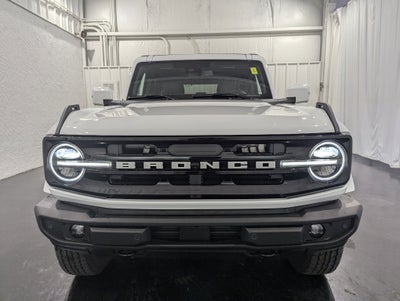 2025 Ford Bronco Outer Banks 4x4