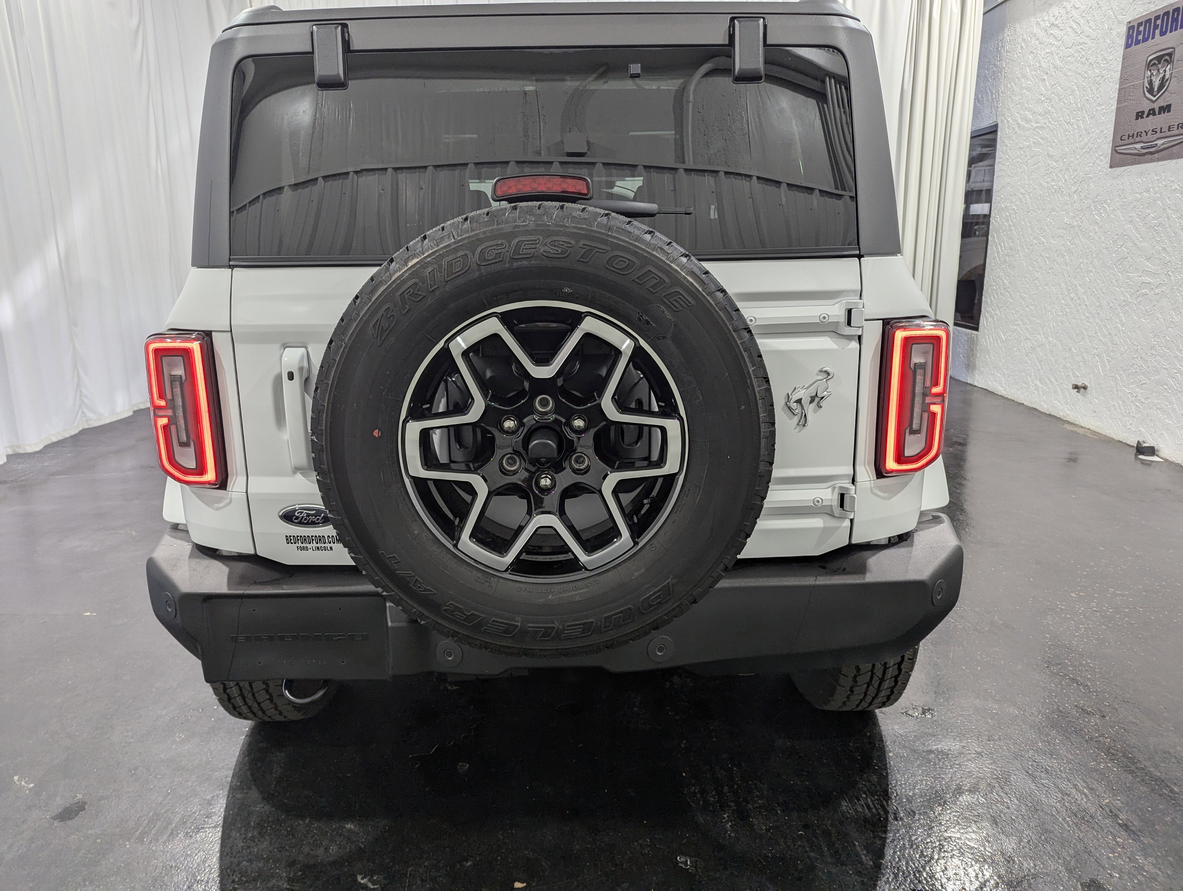 2025 Ford Bronco Outer Banks 4x4