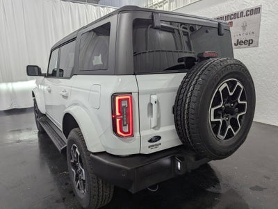2025 Ford Bronco Outer Banks 4x4