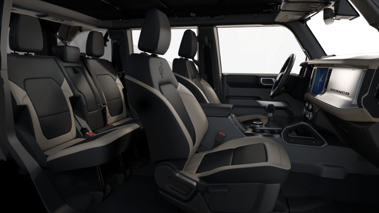 2025 Ford Bronco Outer Banks 4x4