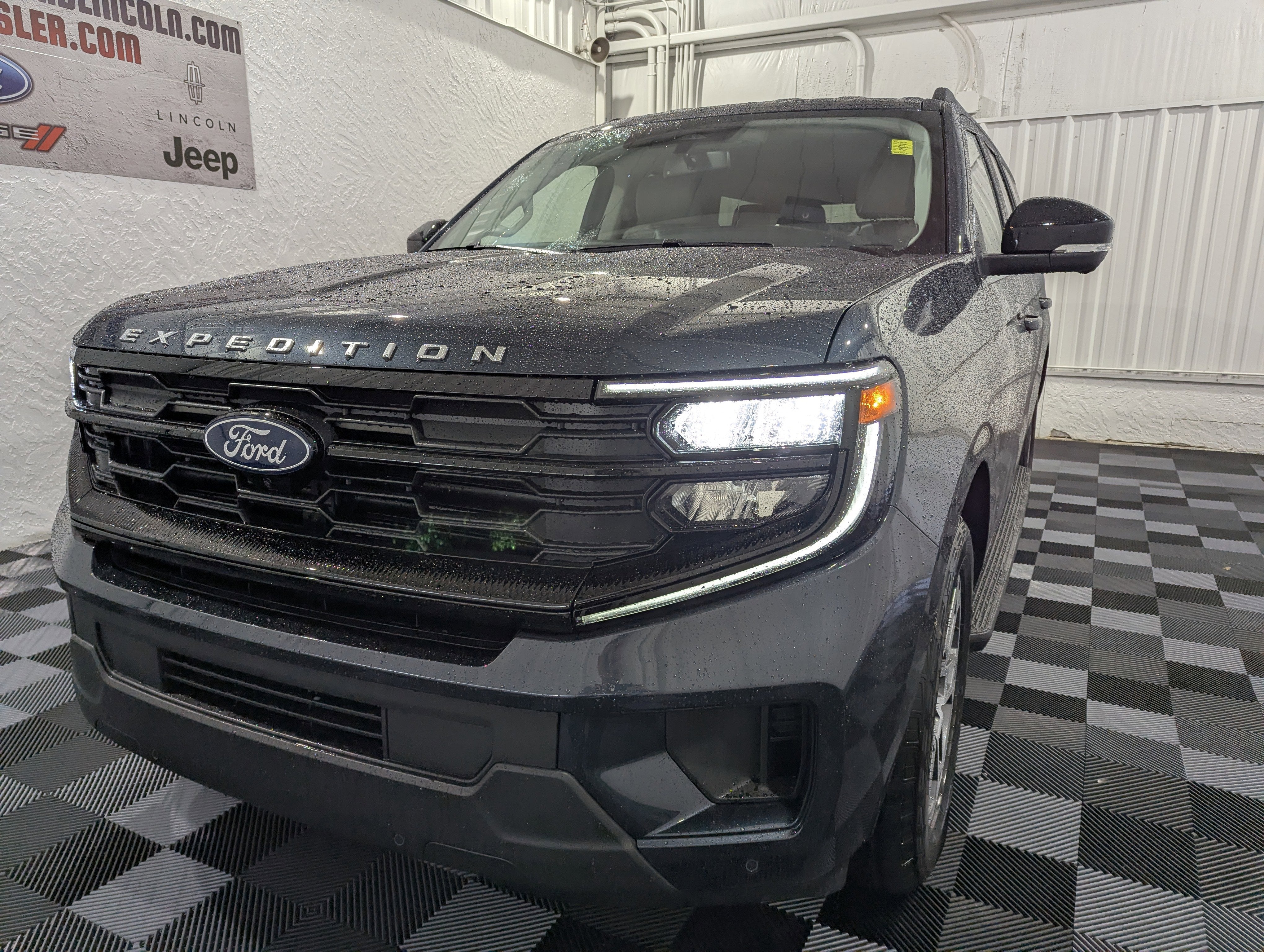 2026 Ford Expedition Max Active 4x4