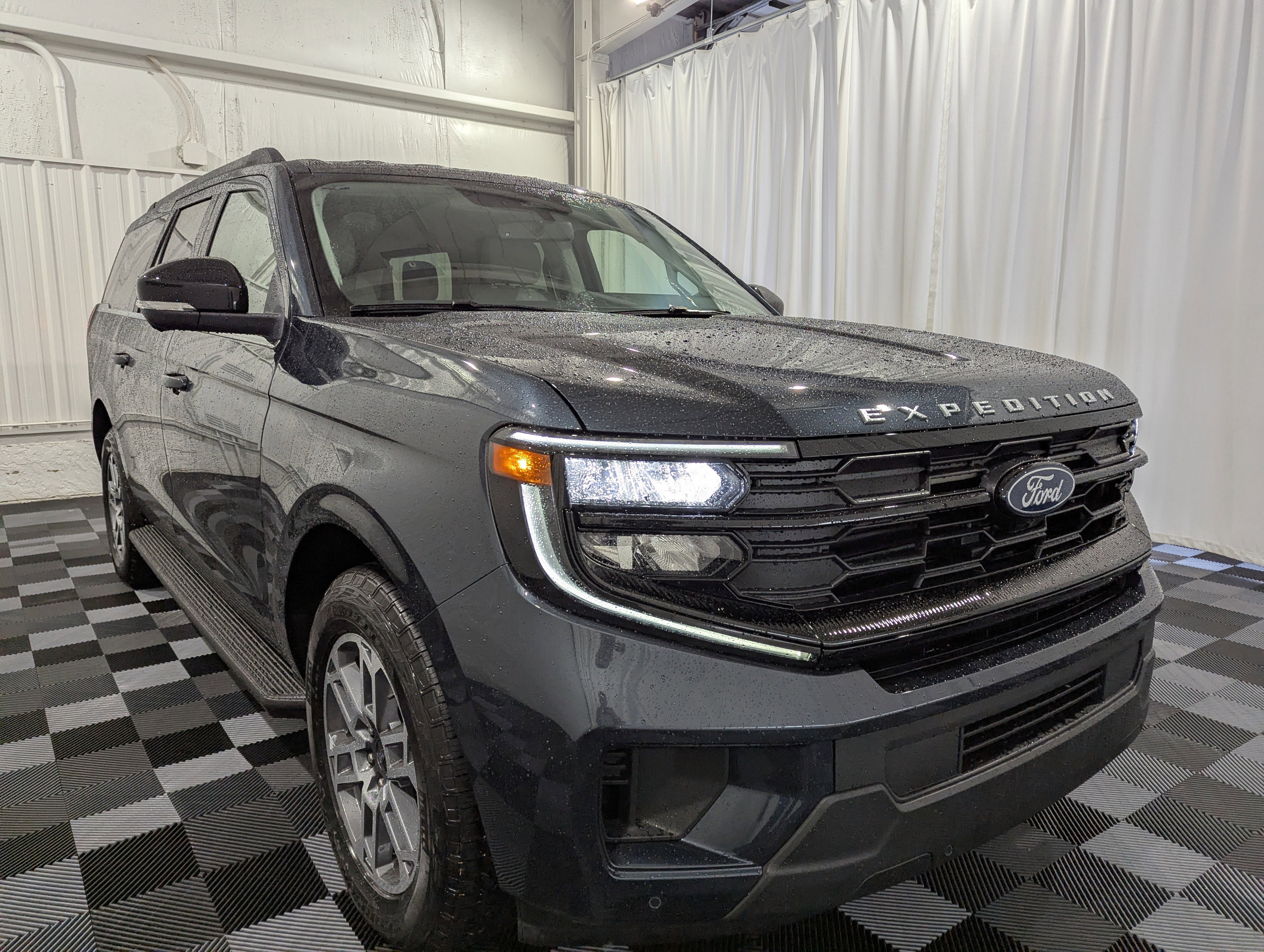 2026 Ford Expedition Max Active 4x4