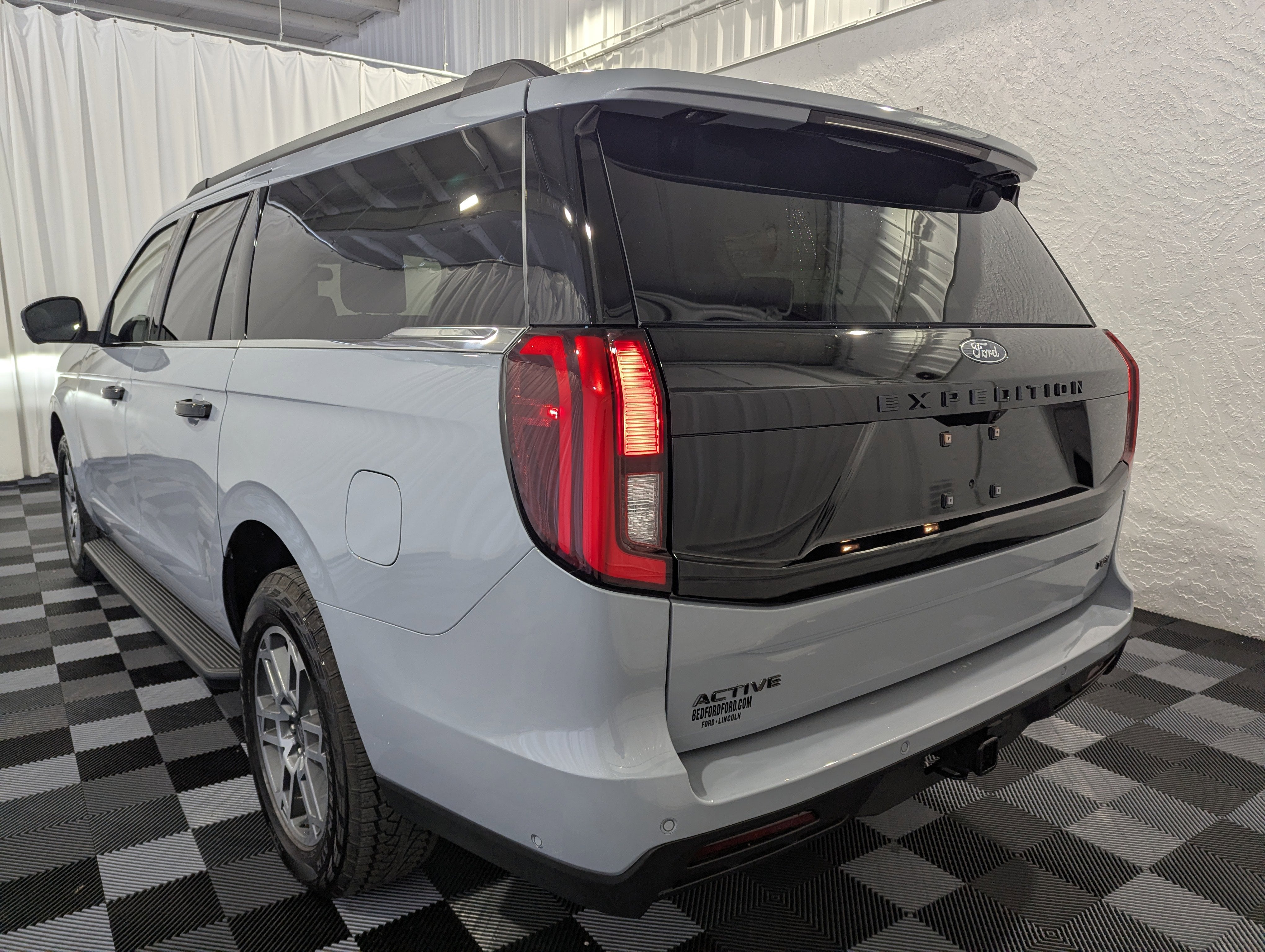 2025 Ford Expedition Max Active 4x4