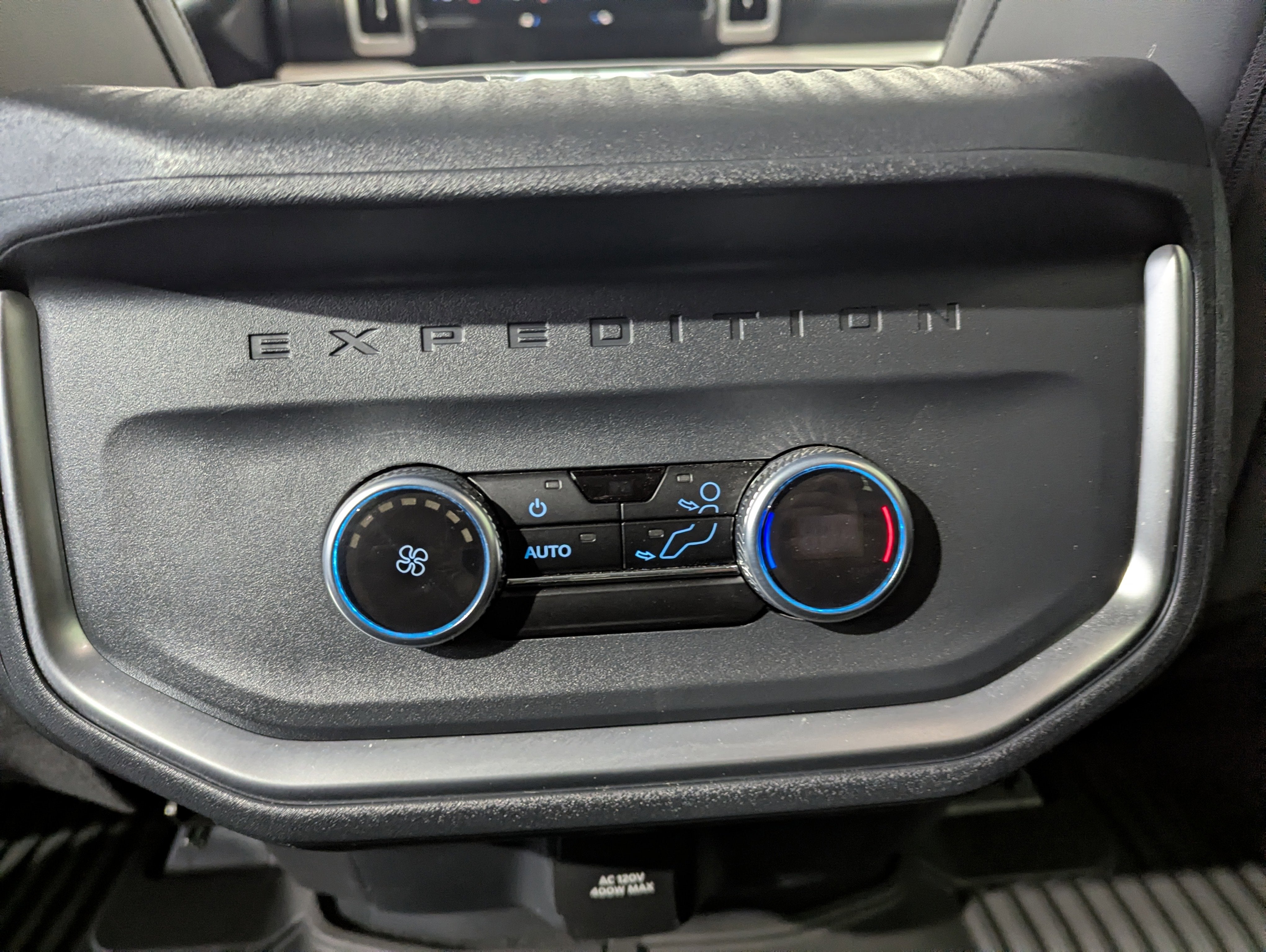 2025 Ford Expedition Max Active 4x4