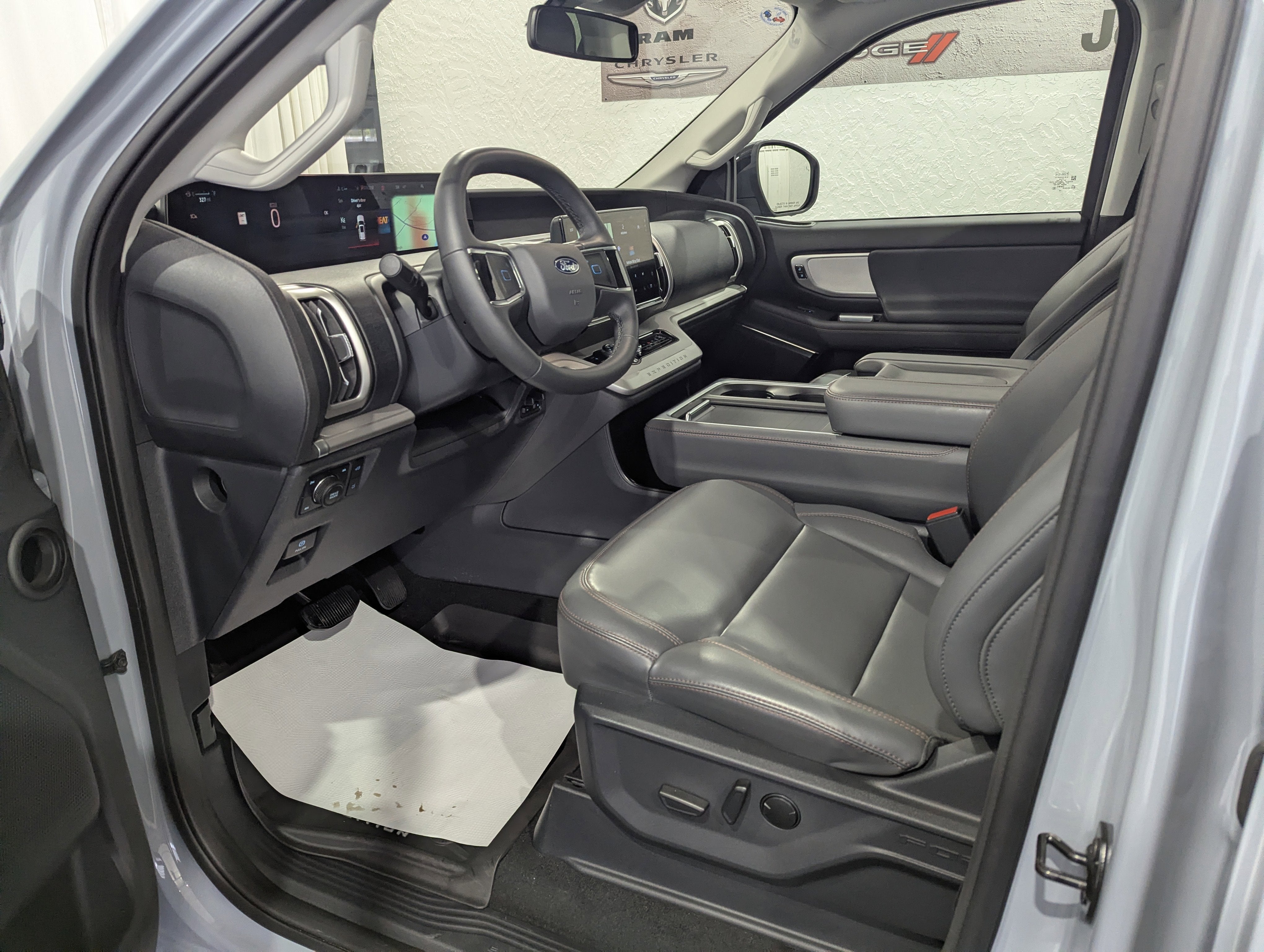 2025 Ford Expedition Max Active 4x4