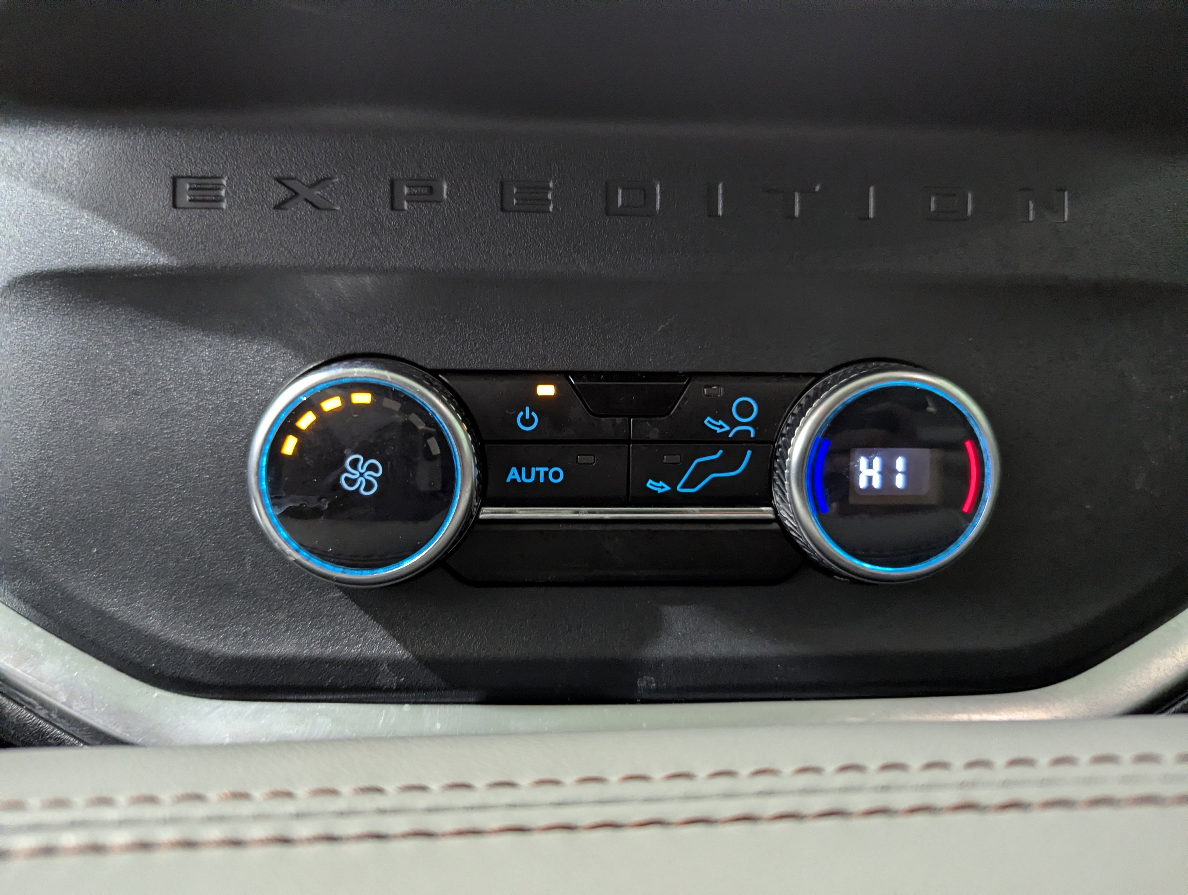 2025 Ford Expedition Max Active 4x4