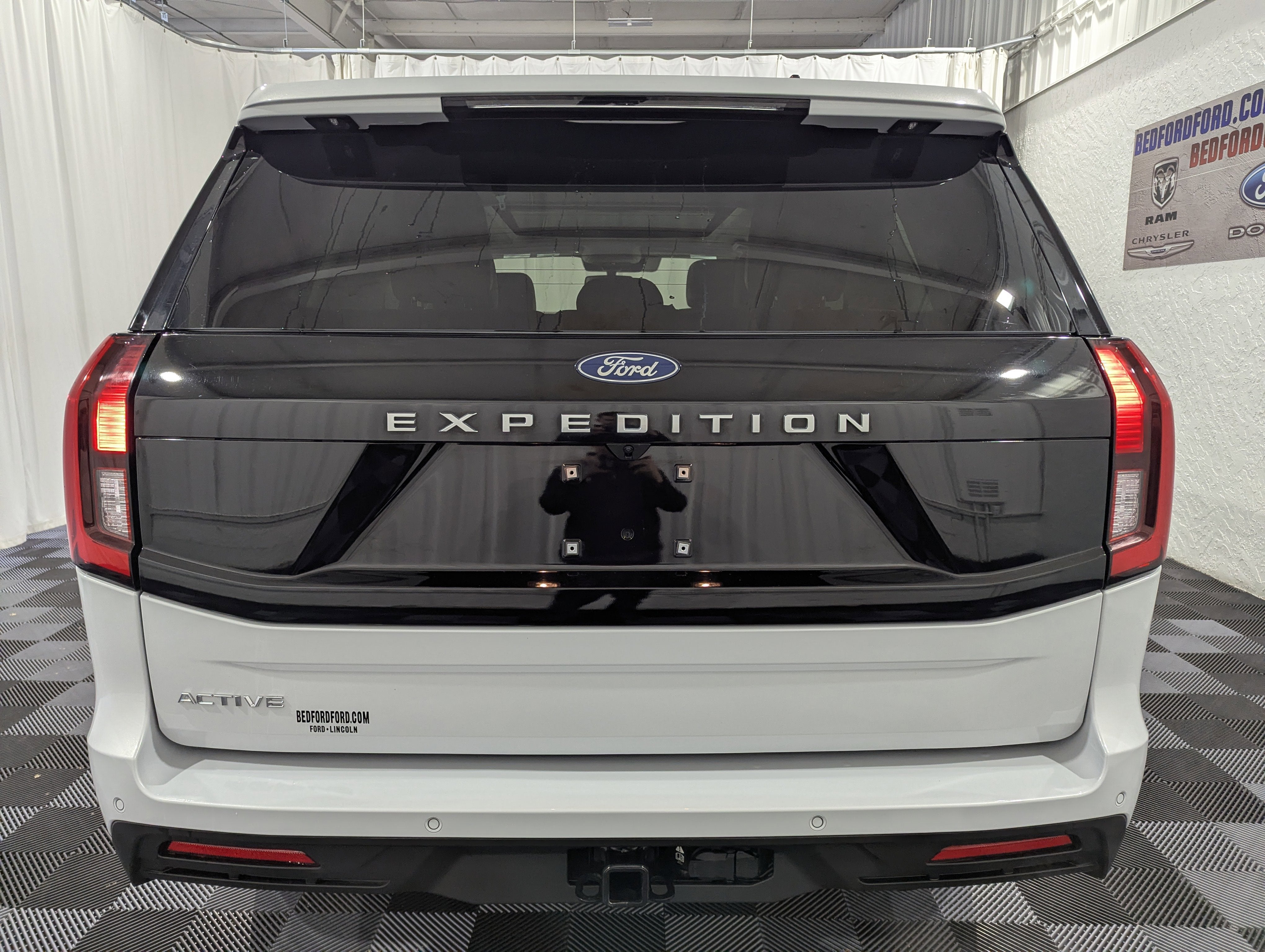 2025 Ford Expedition Active 4x4