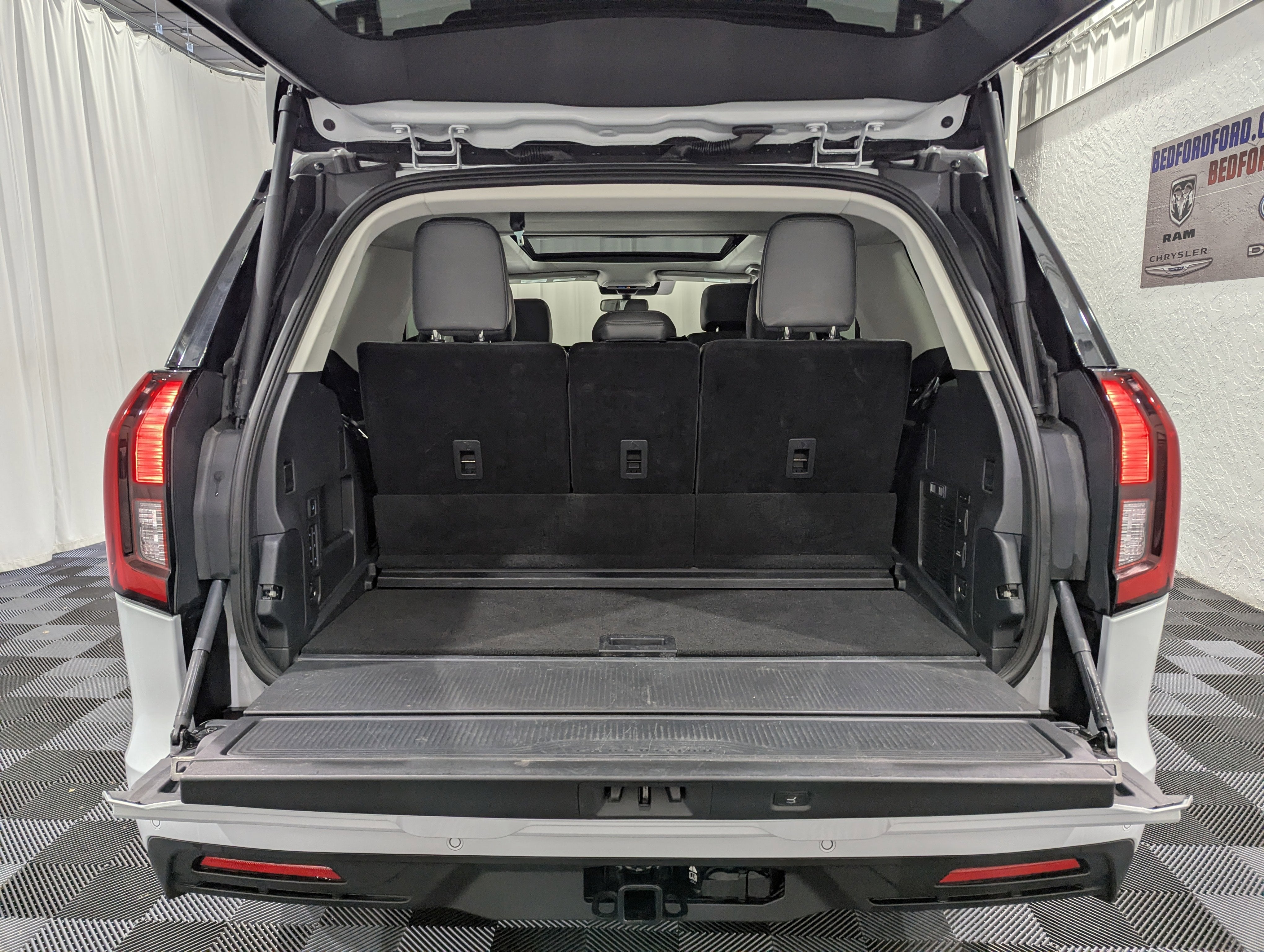 2025 Ford Expedition Active 4x4