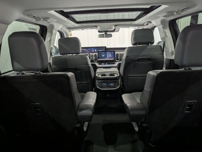 2025 Ford Expedition Active 4x4