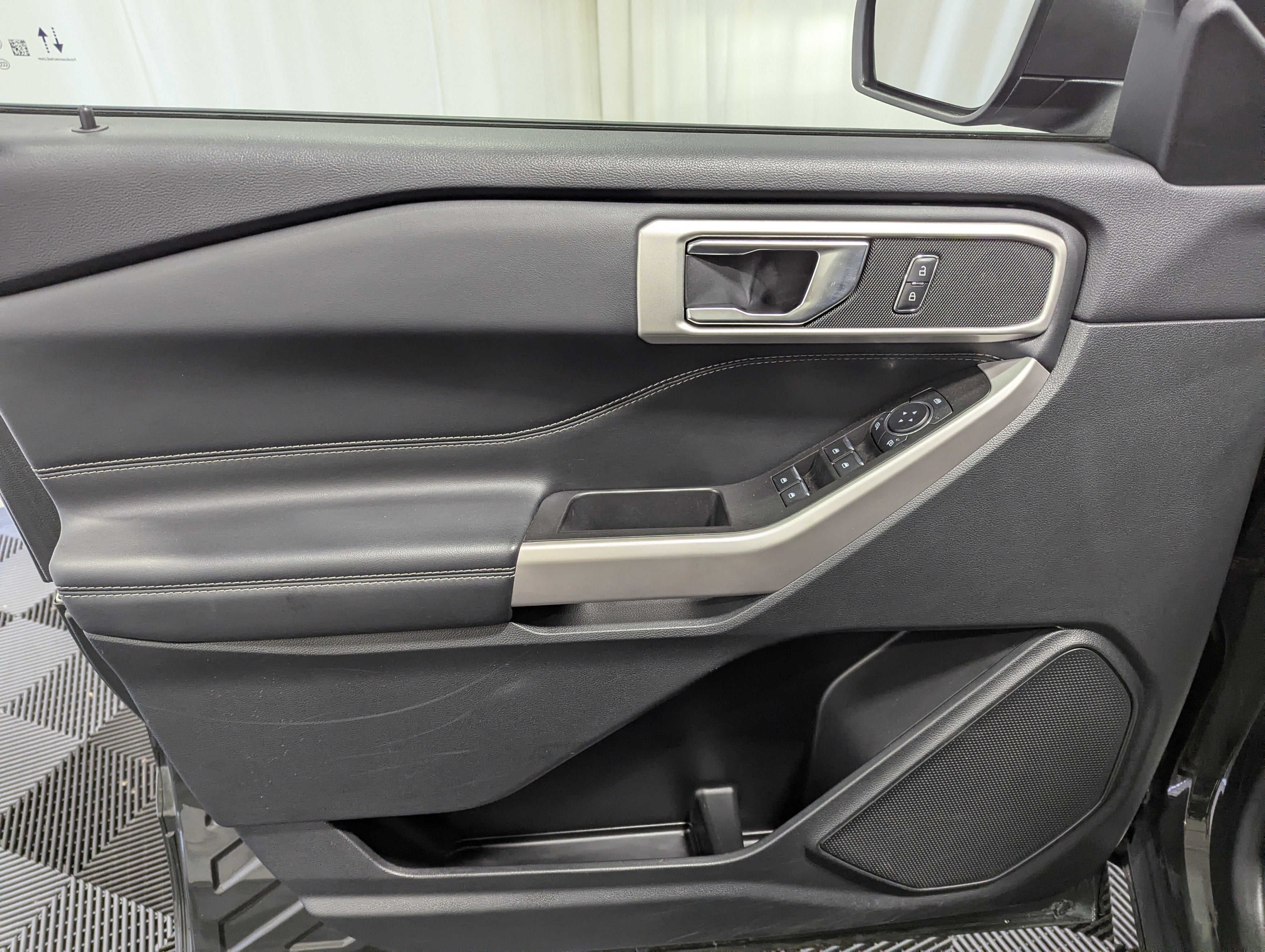 2024 Ford Explorer XLT 4x4