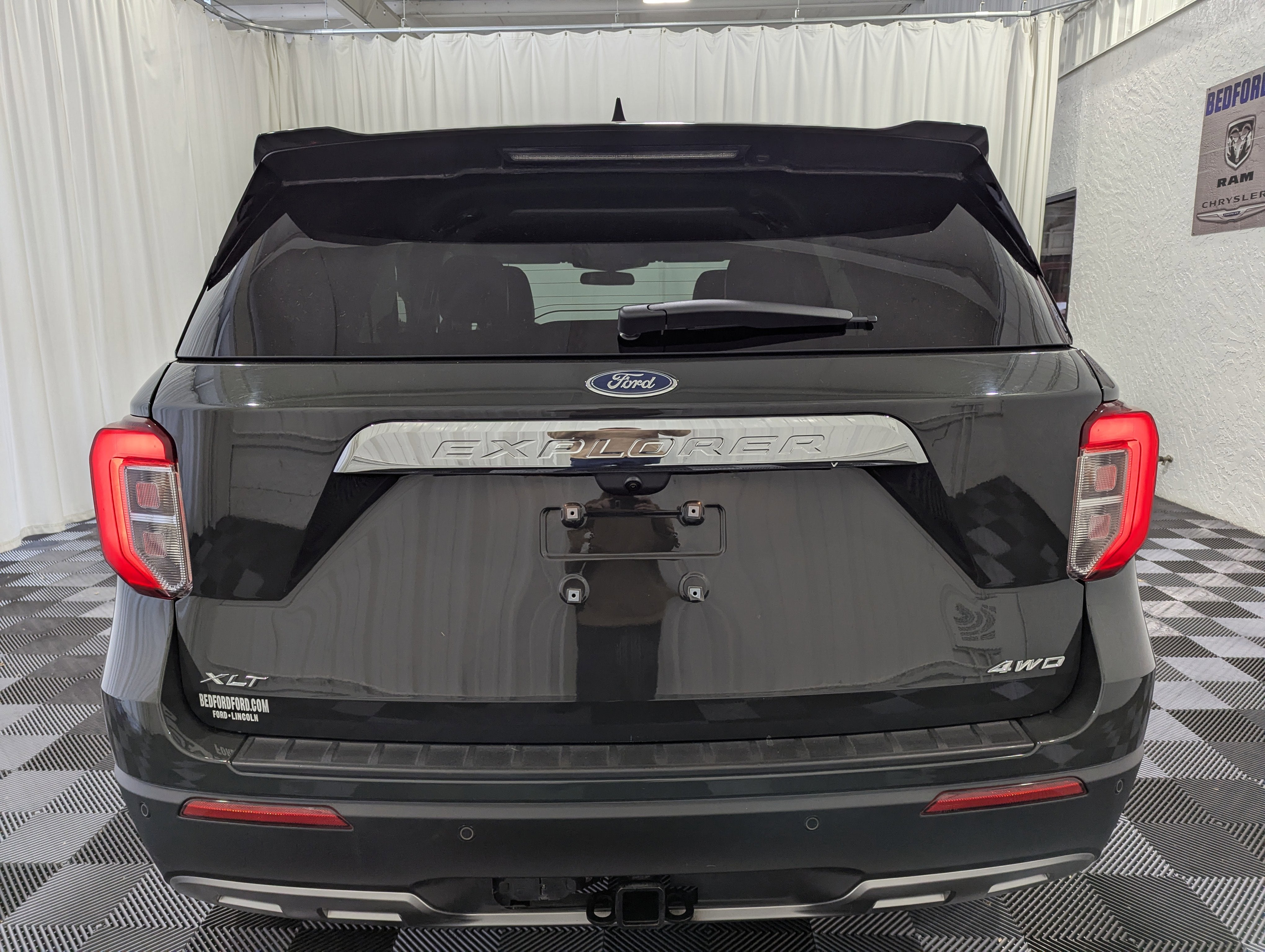 2024 Ford Explorer XLT 4x4