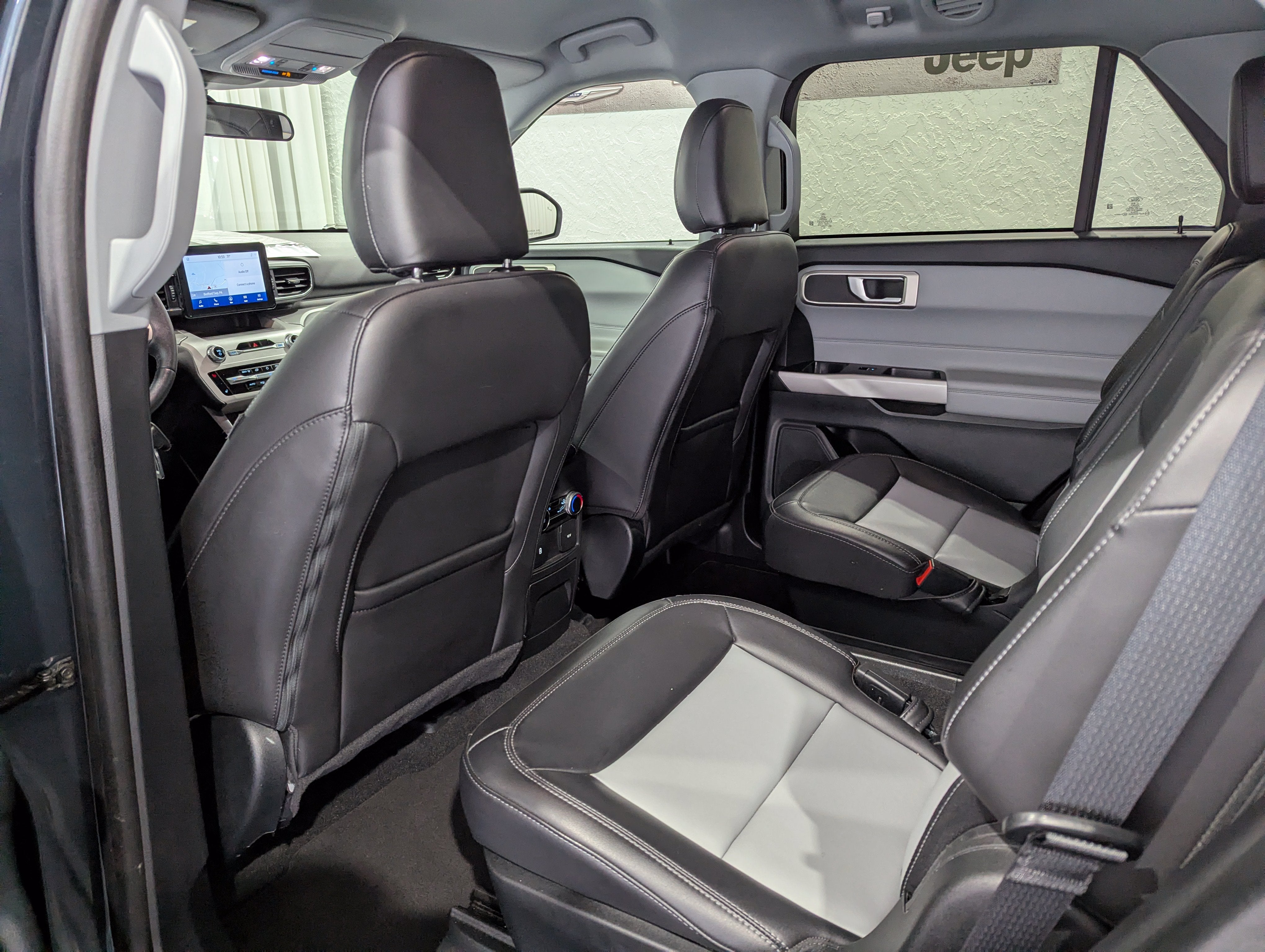 2024 Ford Explorer XLT 4x4