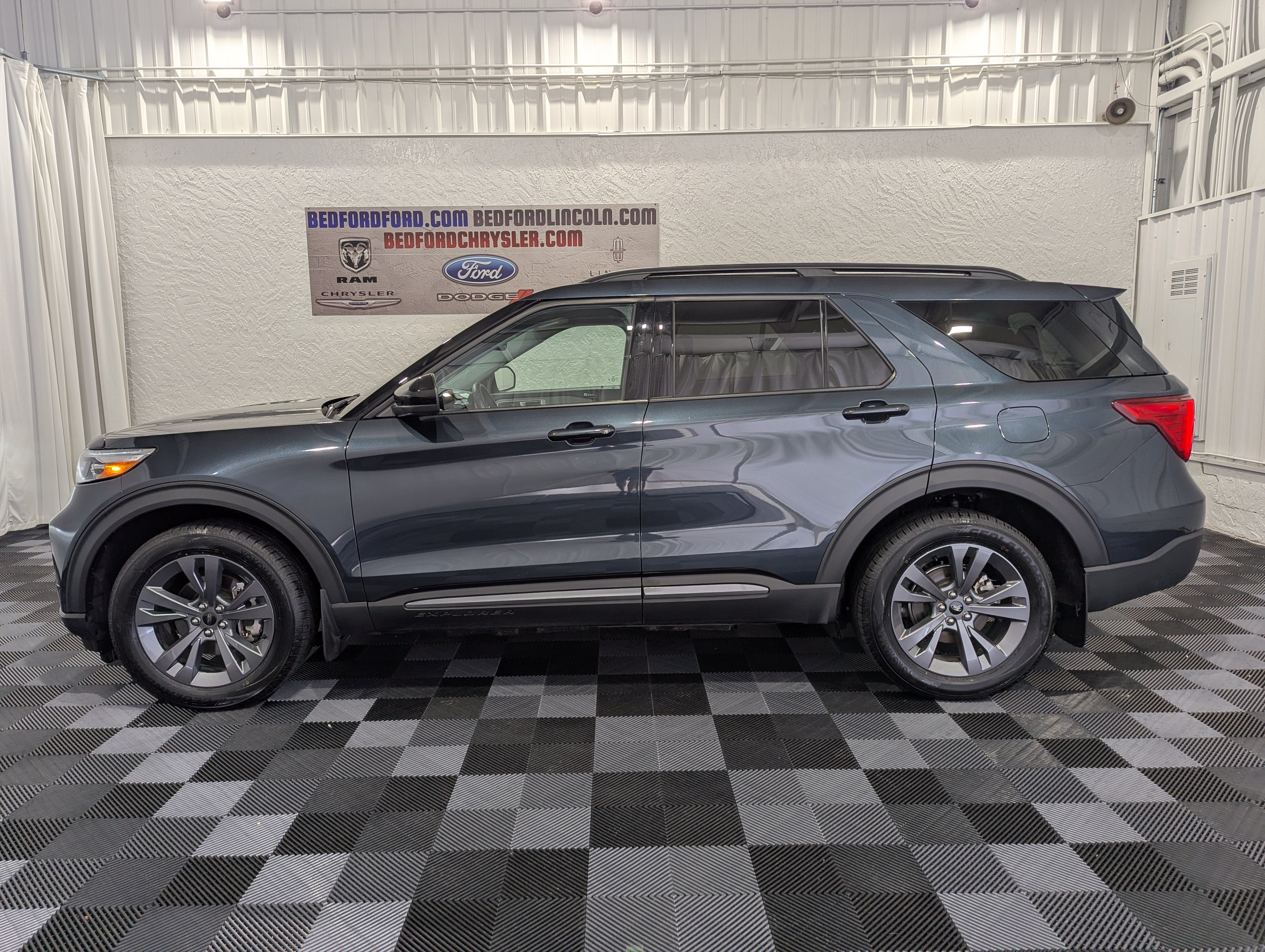 2024 Ford Explorer XLT 4x4