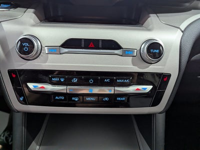 2024 Ford Explorer XLT 4x4