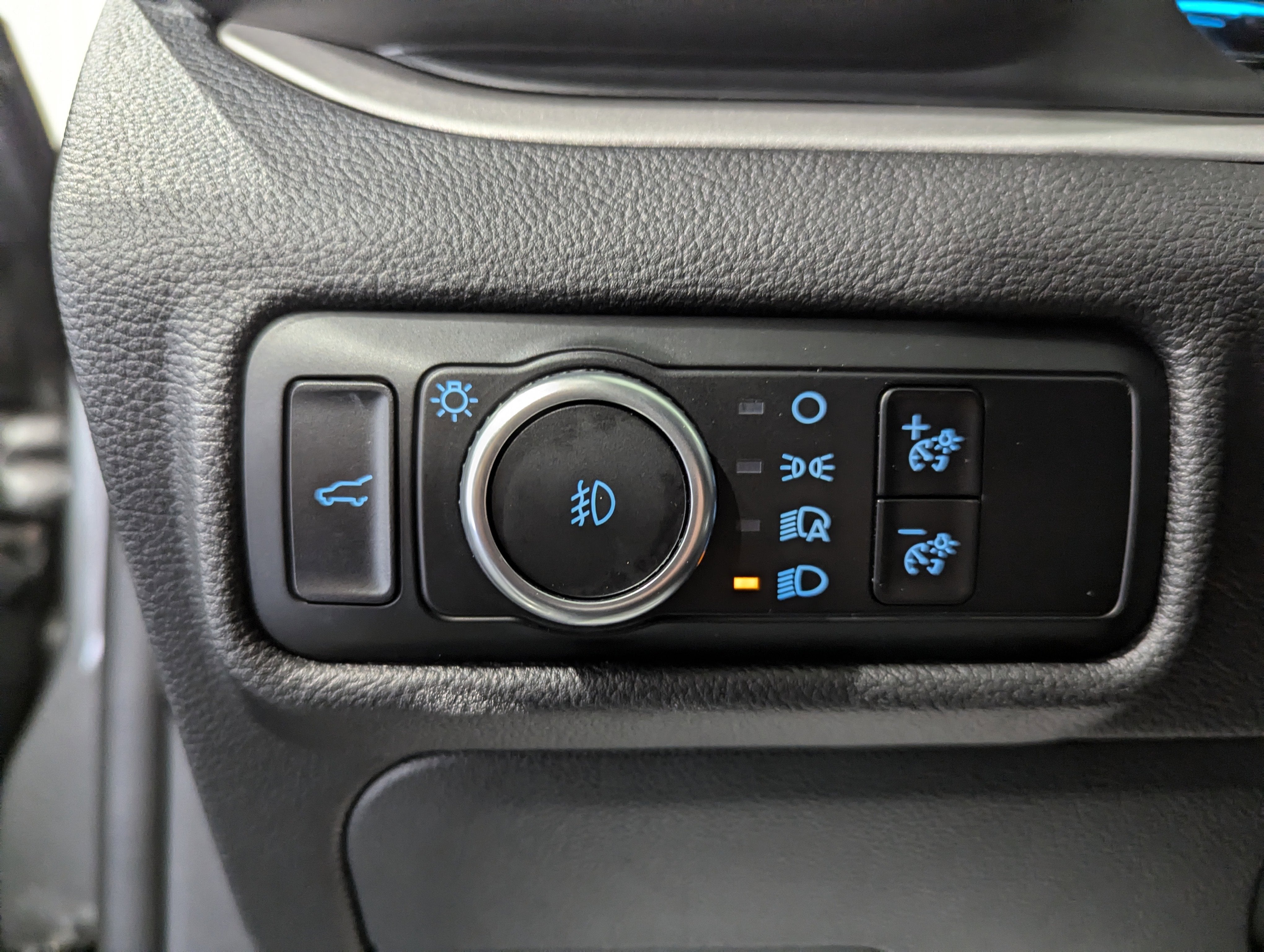 2023 Ford Explorer XLT 4x4