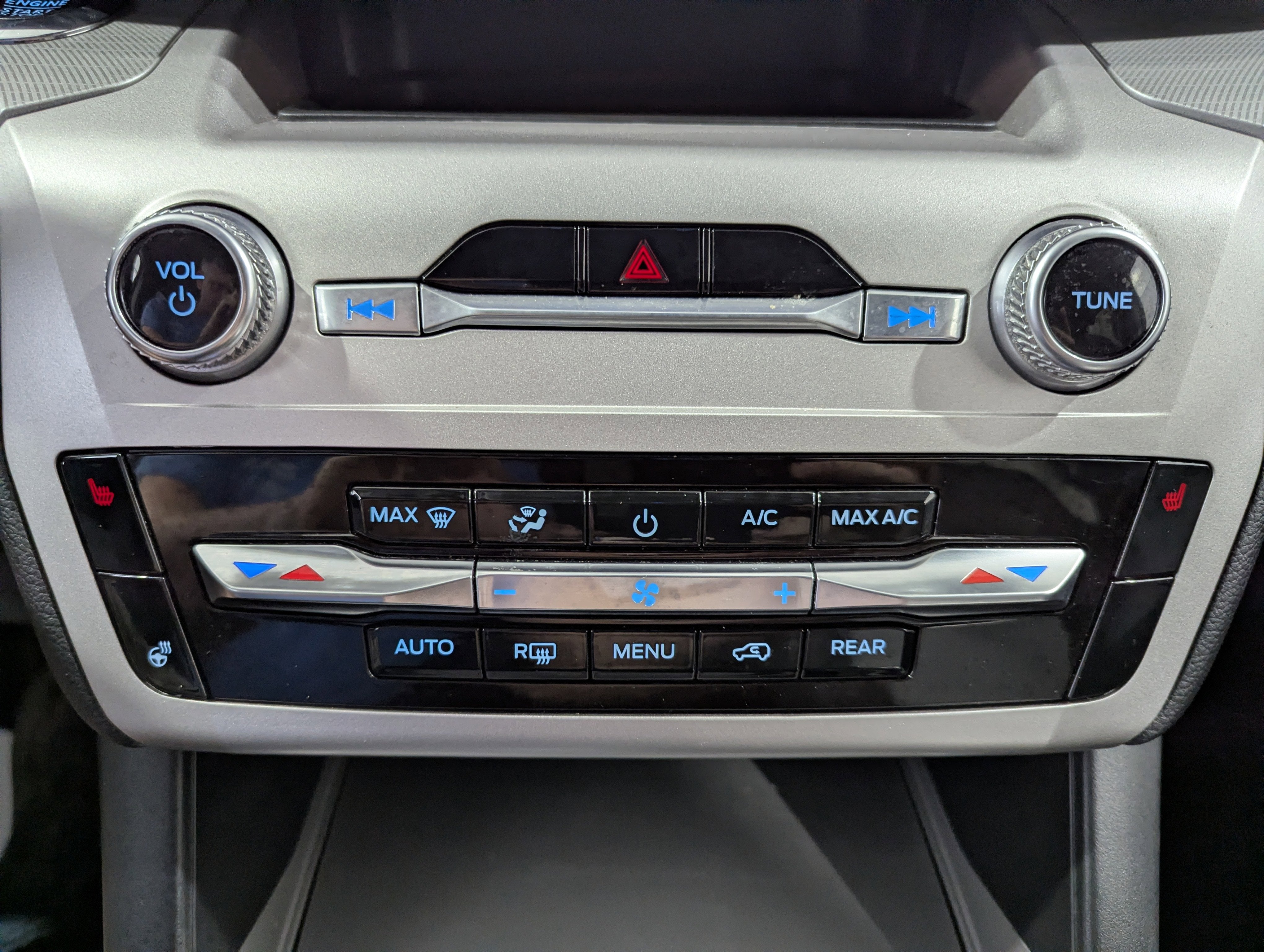 2022 Ford Explorer XLT 4x4