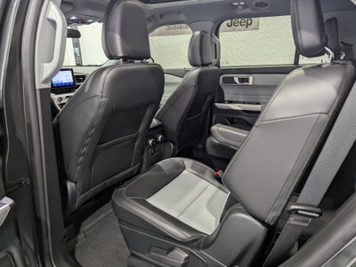 2024 Ford Explorer XLT 4x4