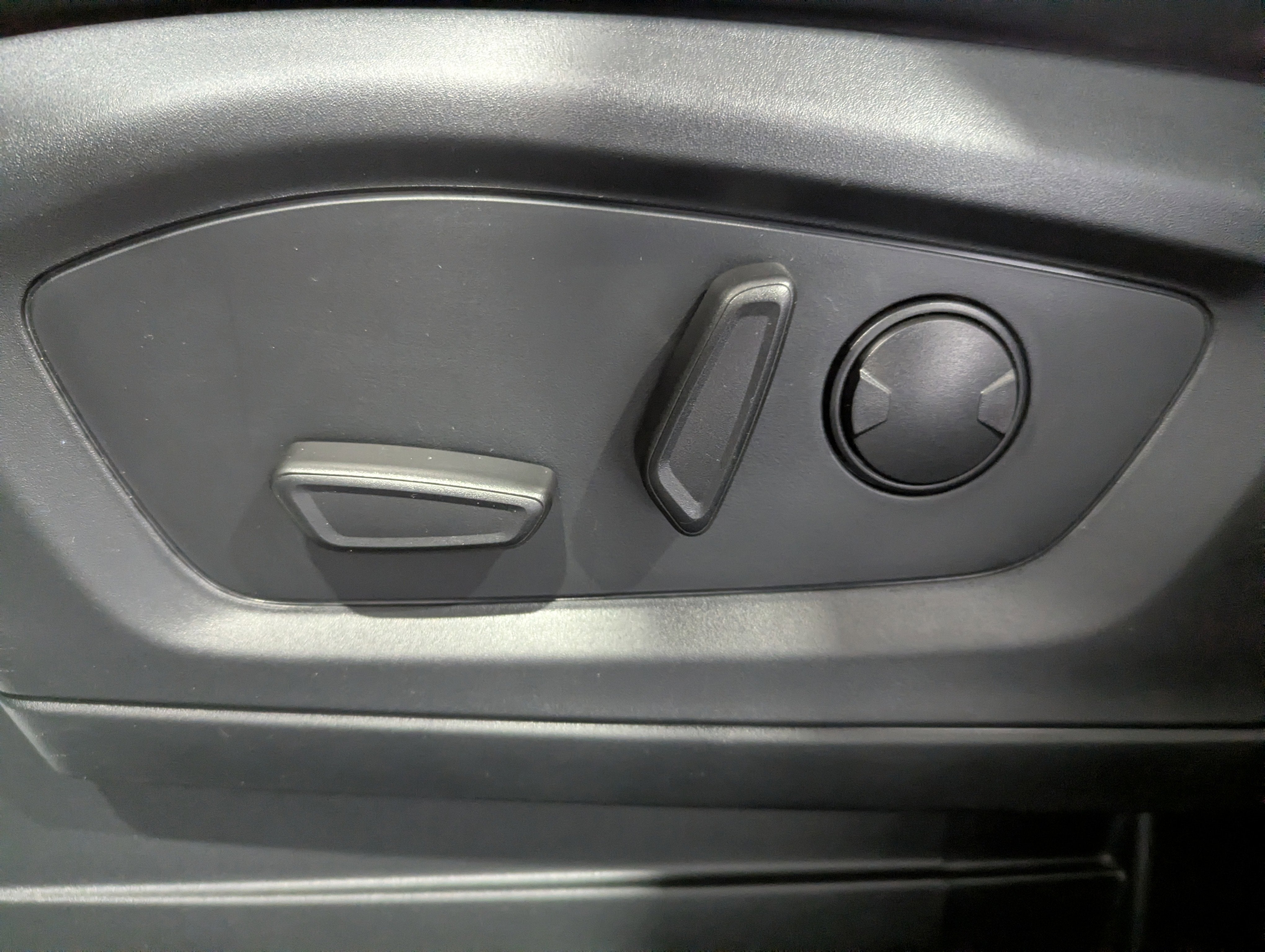 2024 Ford Explorer XLT 4x4