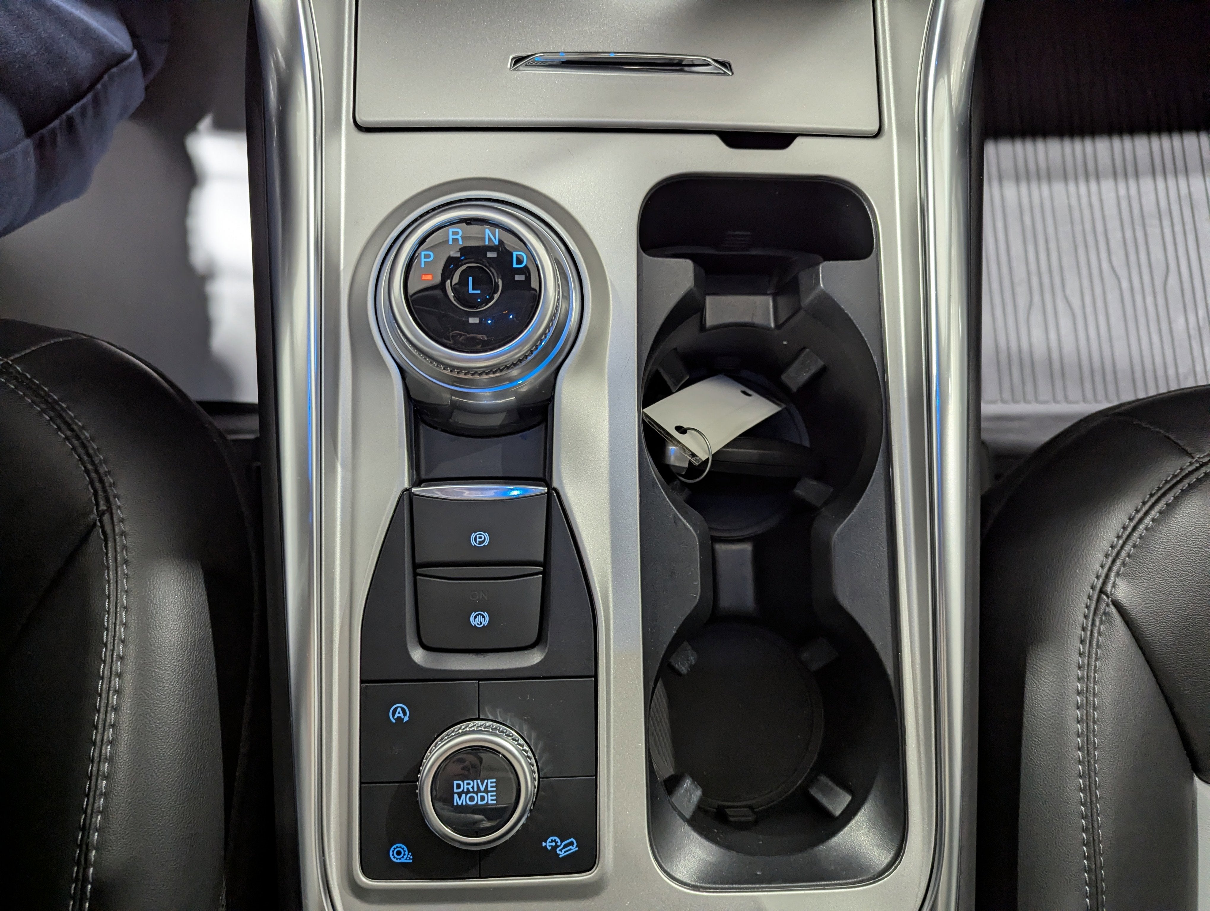 2024 Ford Explorer XLT 4x4