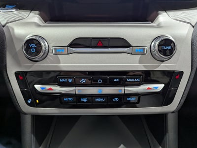 2024 Ford Explorer XLT 4x4