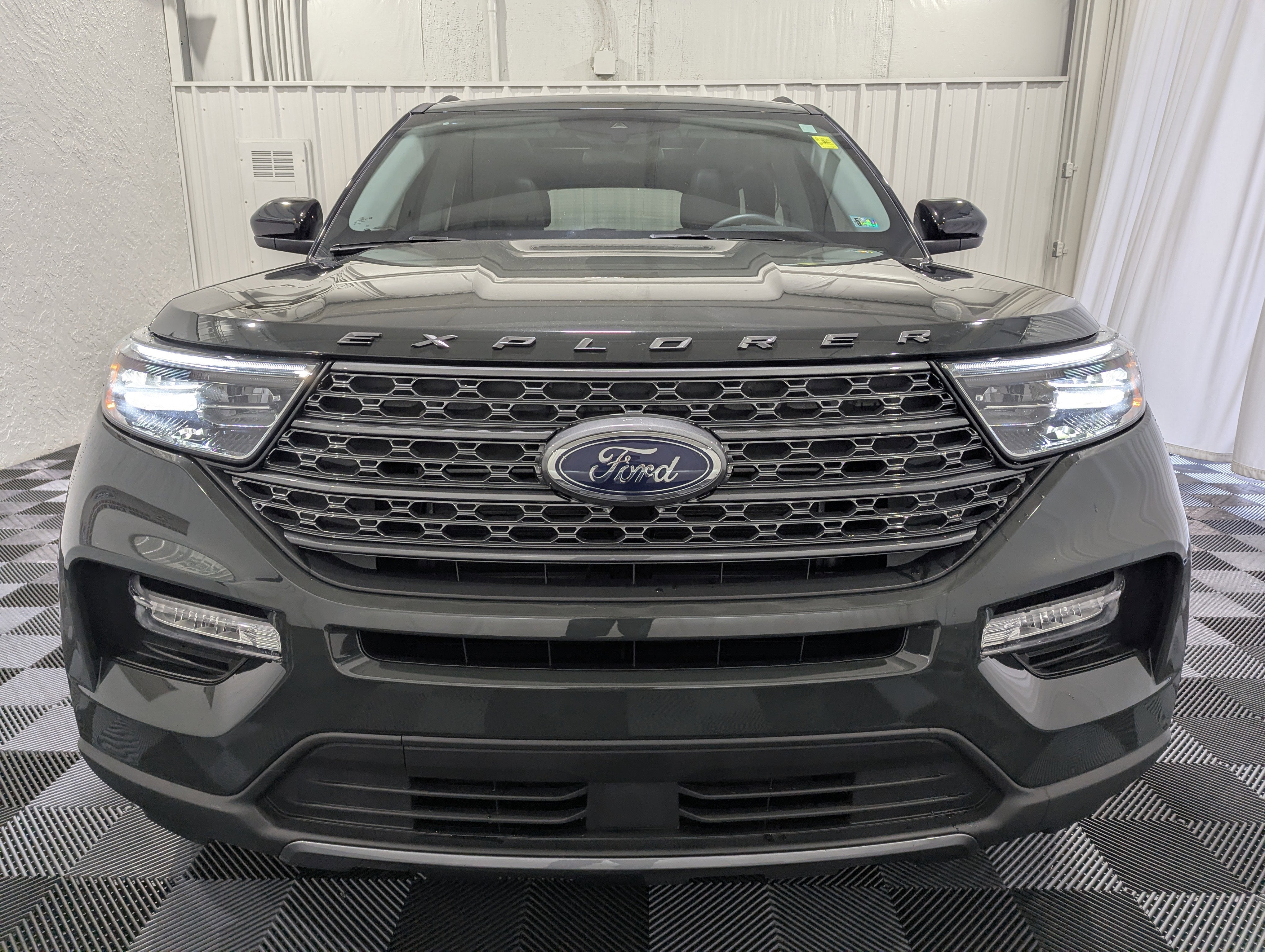 2024 Ford Explorer XLT 4x4