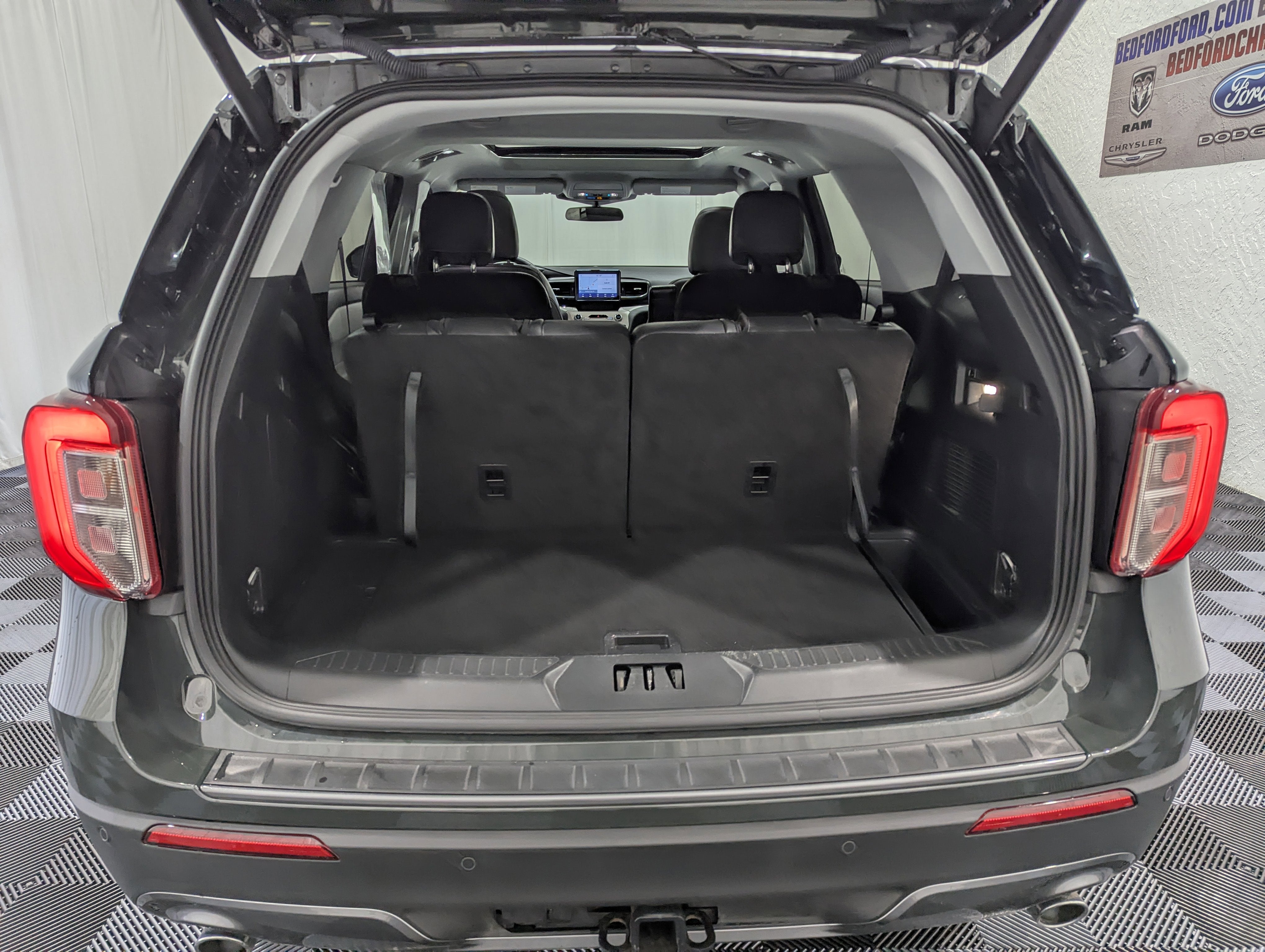 2024 Ford Explorer XLT 4x4