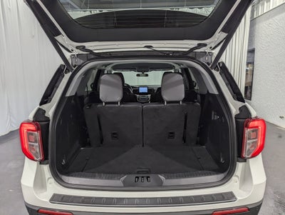 2023 Ford Explorer XLT 4x4