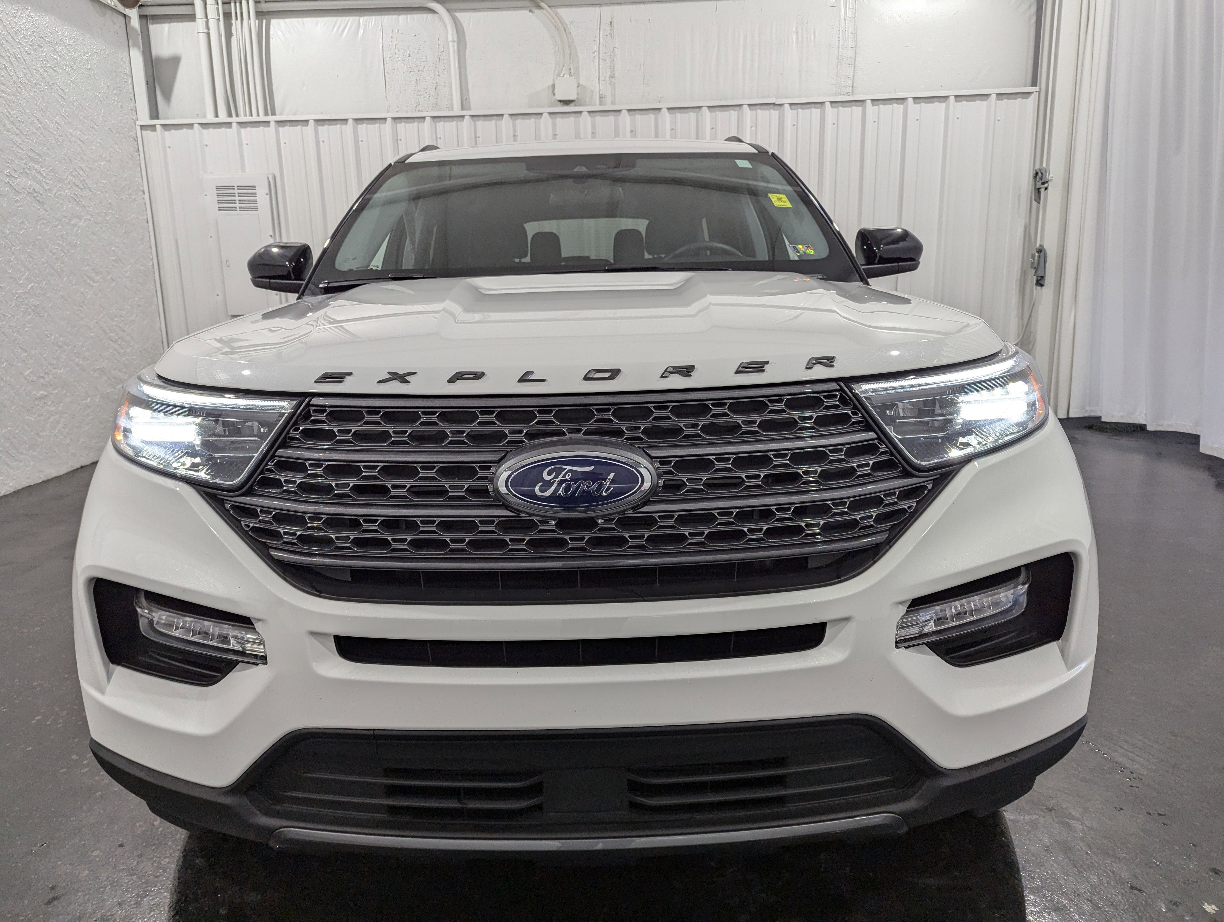 2023 Ford Explorer XLT 4x4