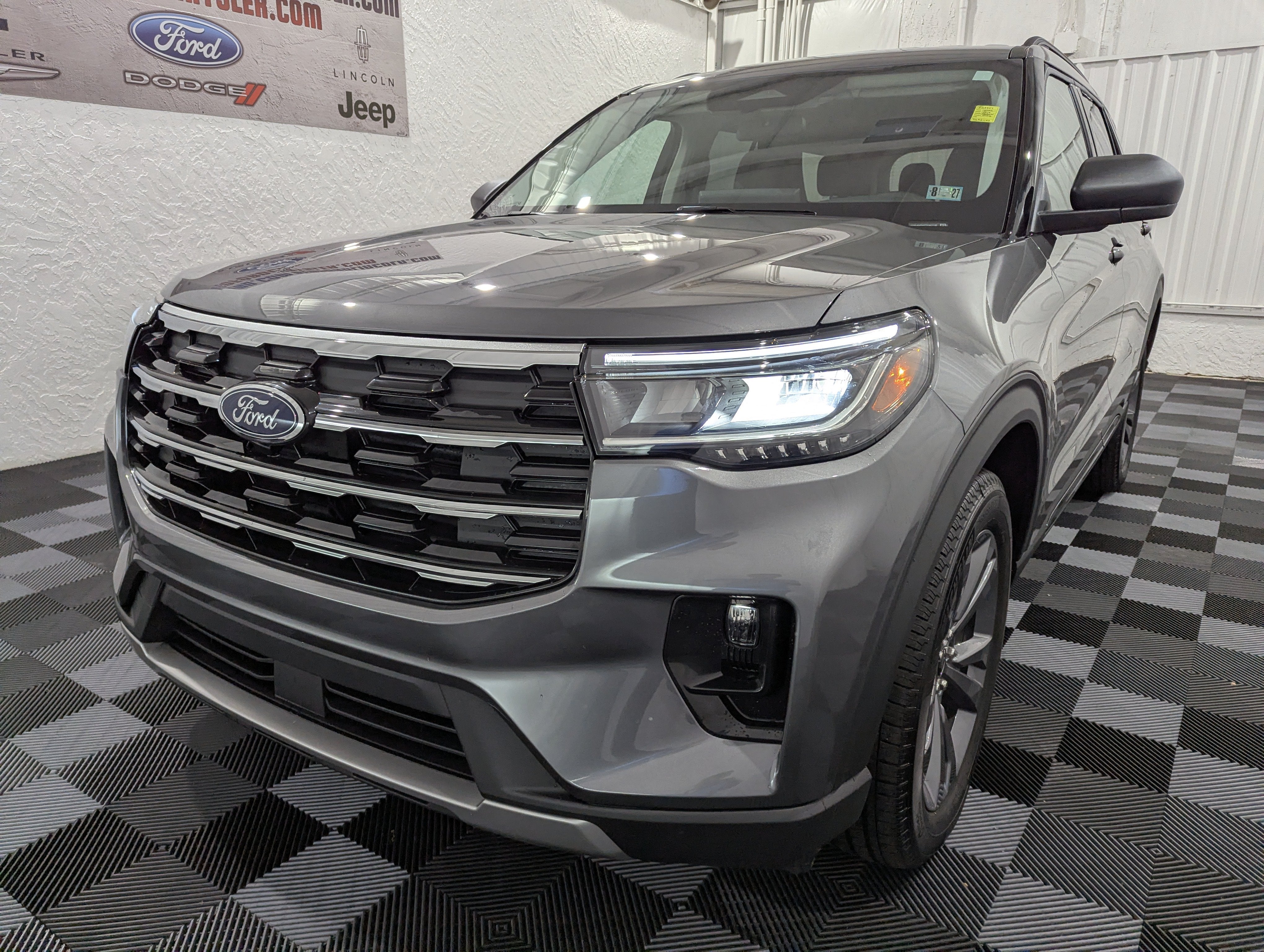 2026 Ford Explorer Active 4x4