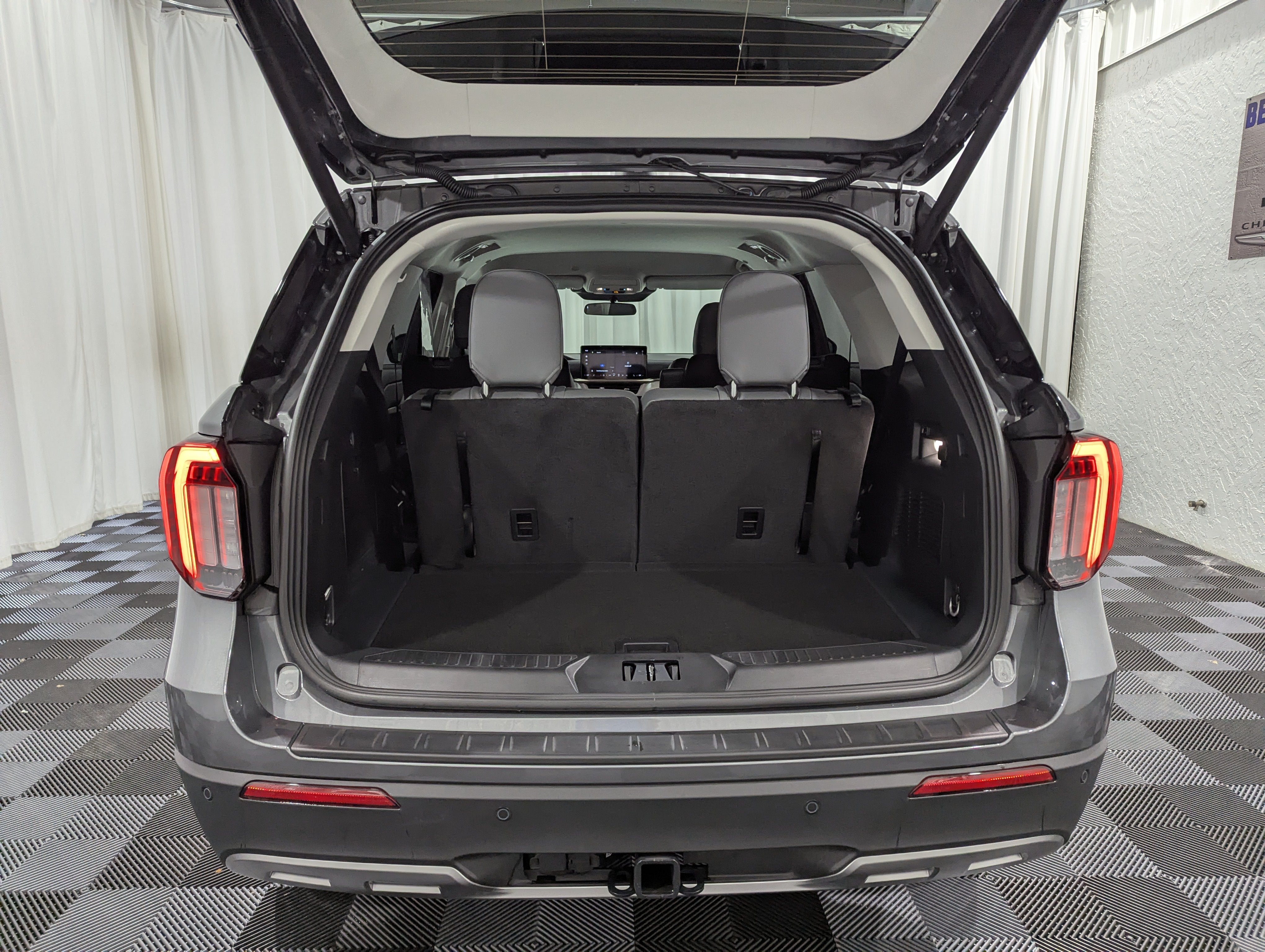 2026 Ford Explorer Active 4x4