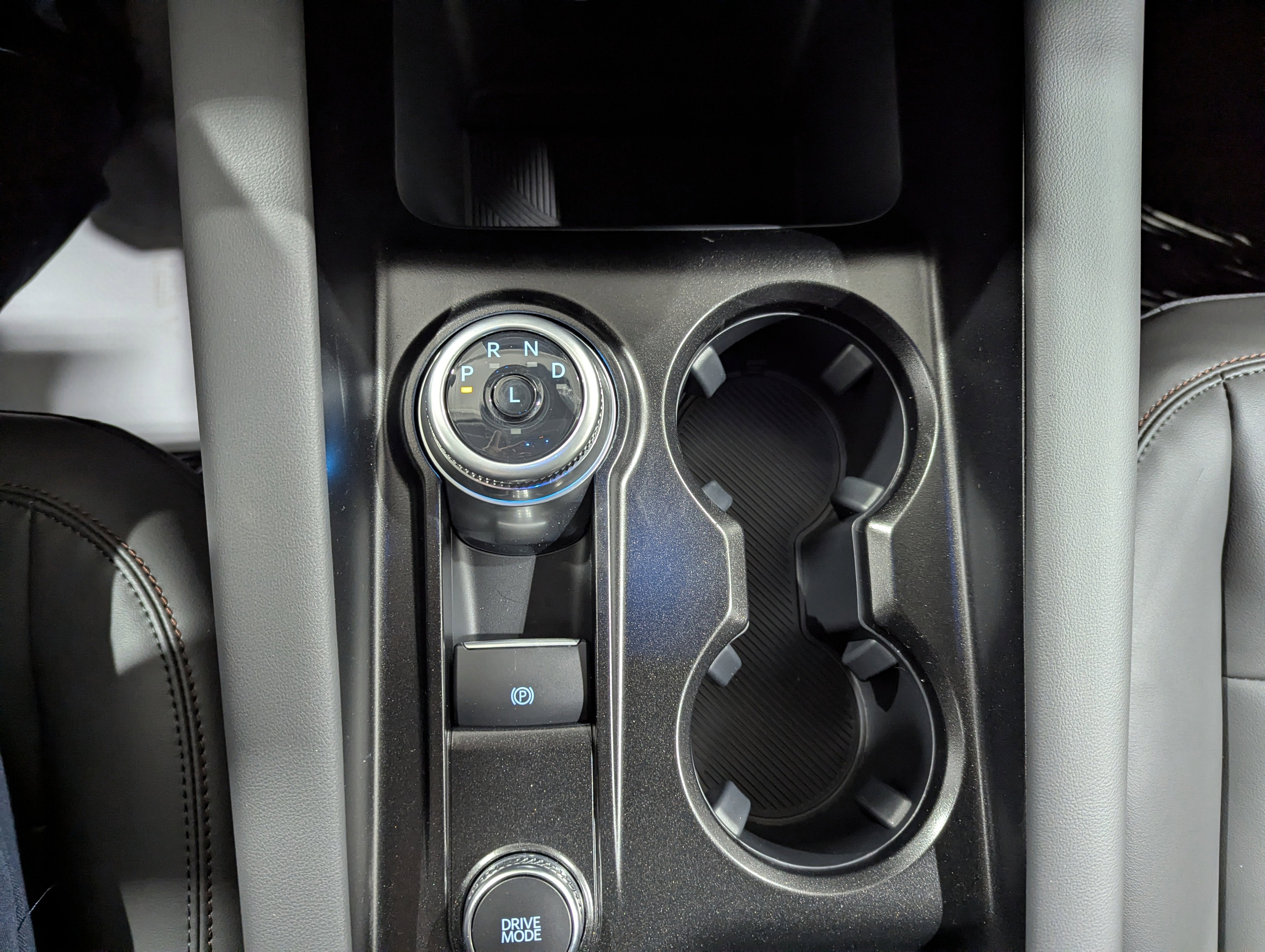 2026 Ford Explorer Active 4x4