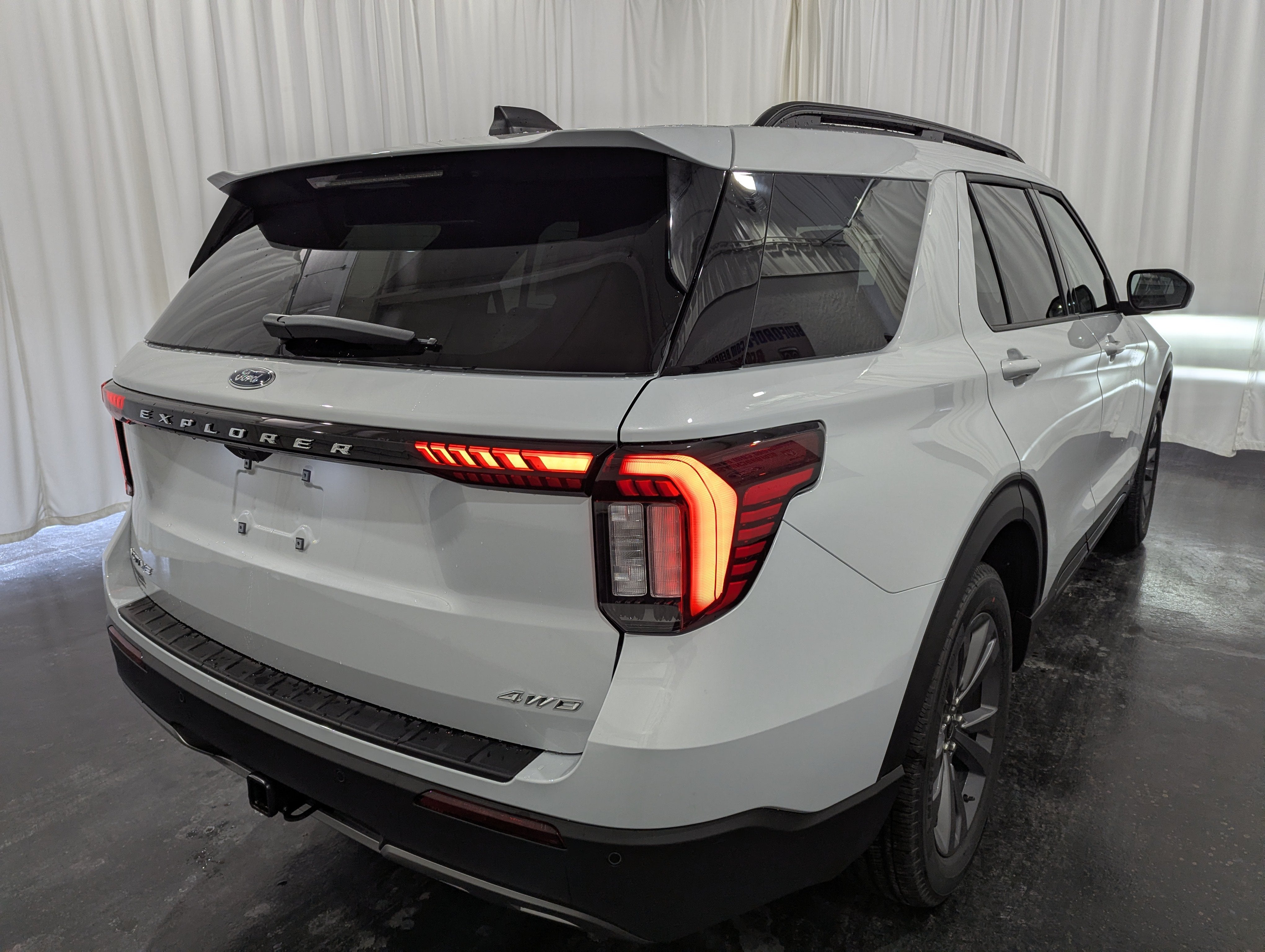2026 Ford Explorer Active 4x4