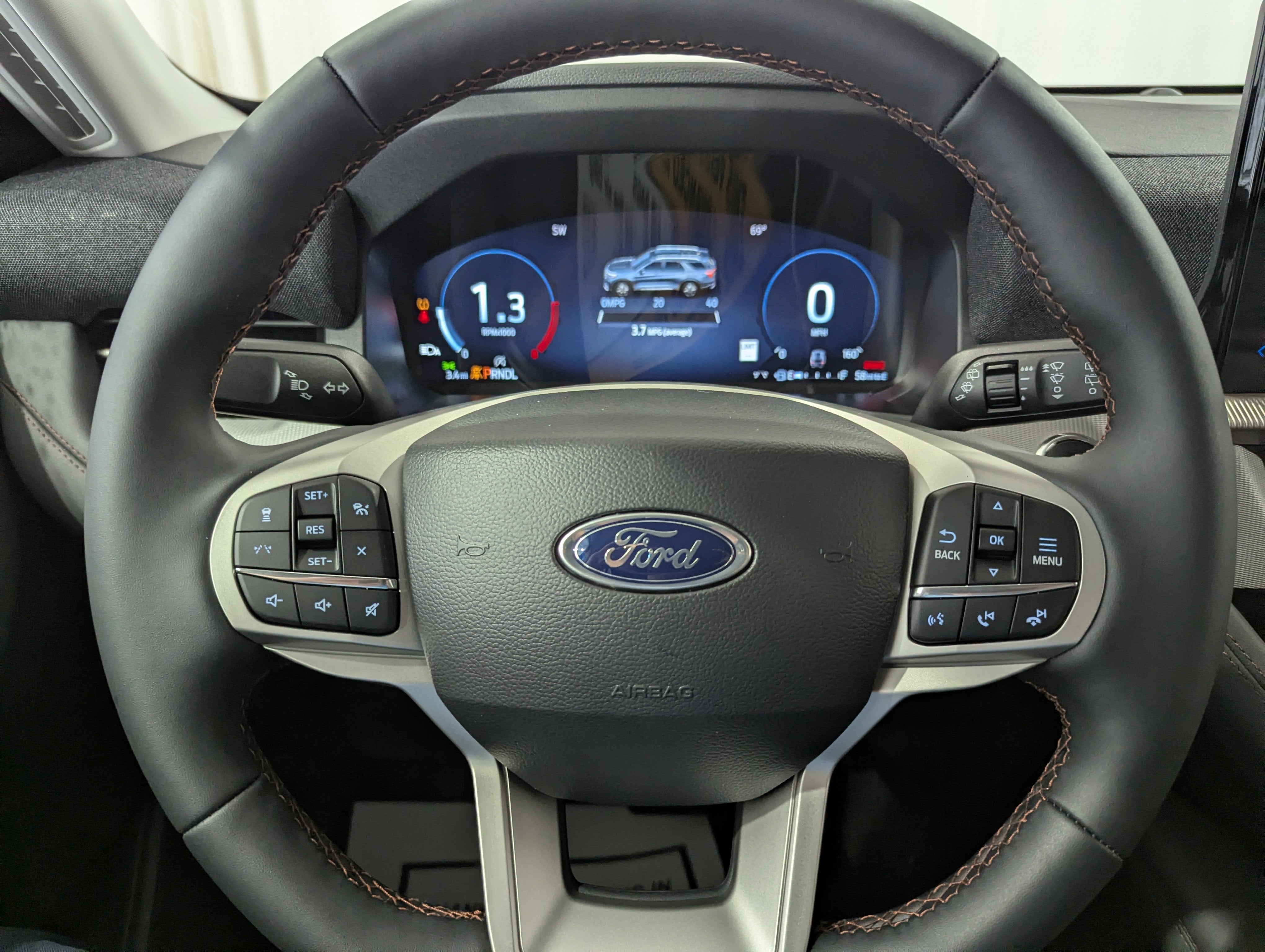 2026 Ford Explorer Active w/200A Pkg