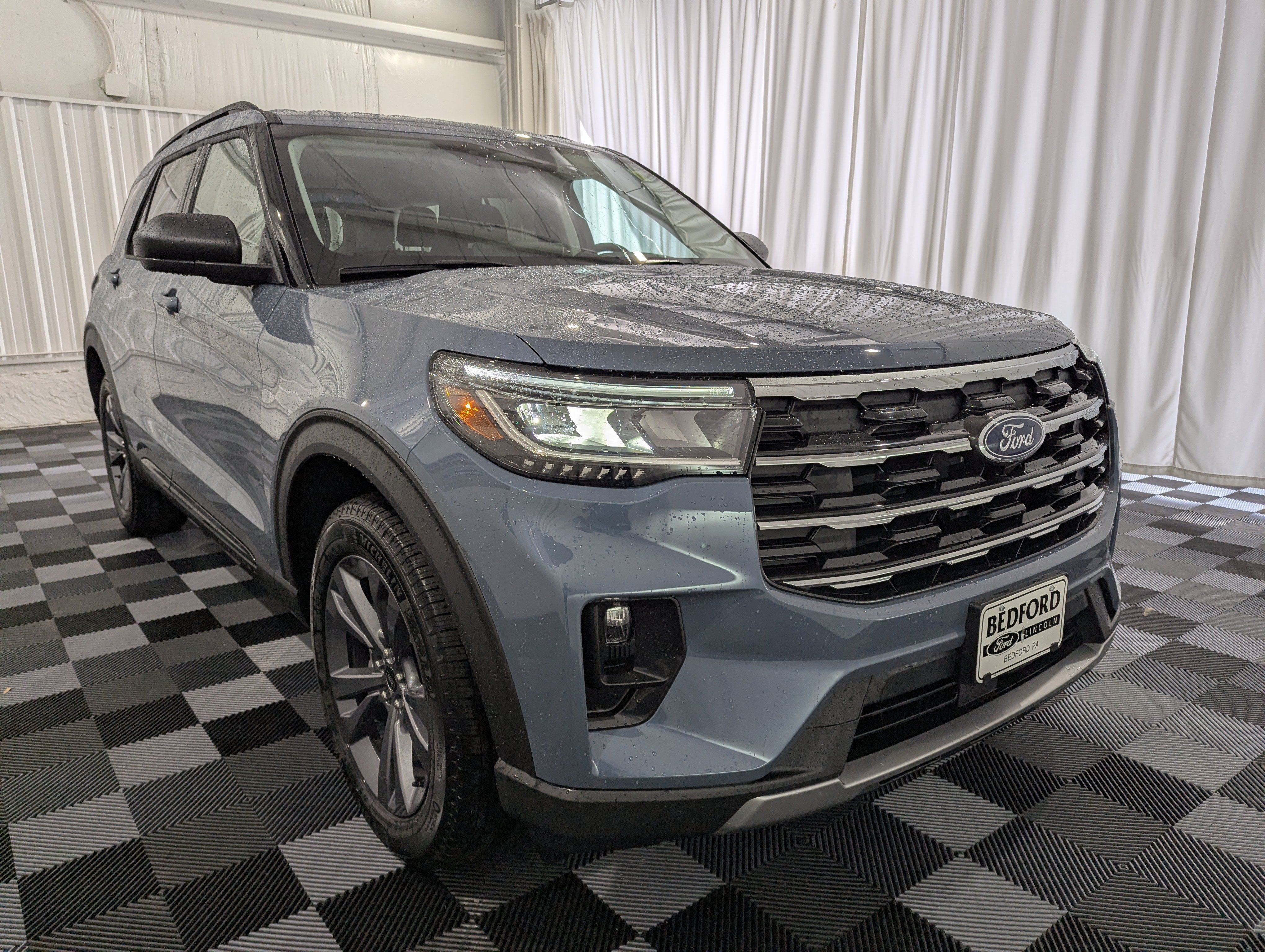 2026 Ford Explorer Active w/200A Pkg