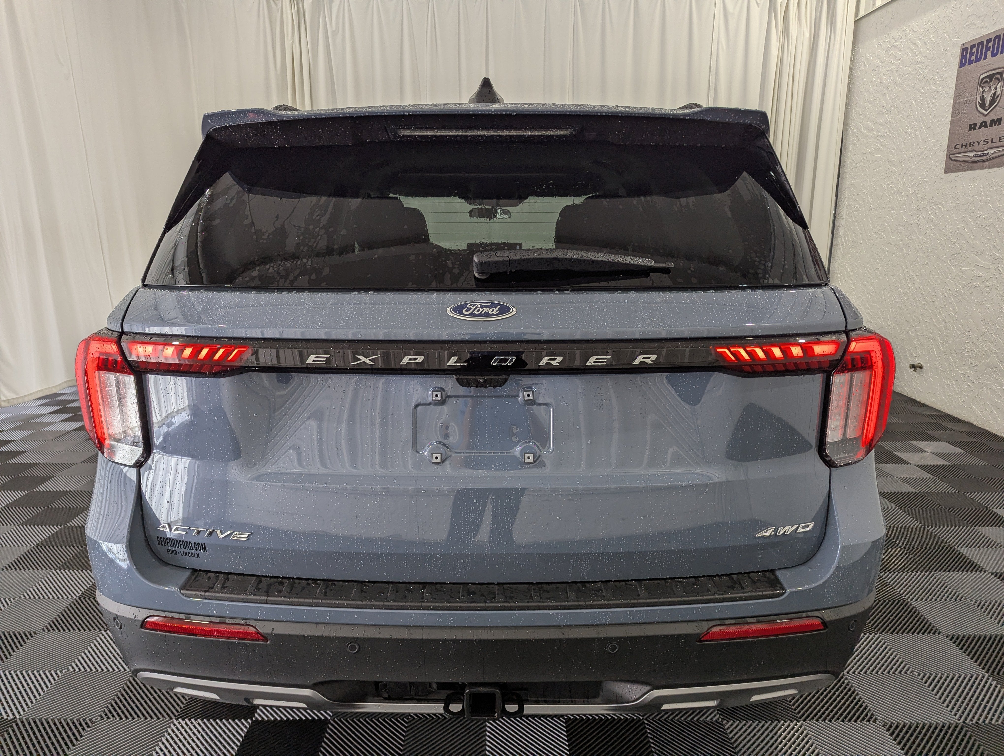 2026 Ford Explorer Active w/200A Pkg